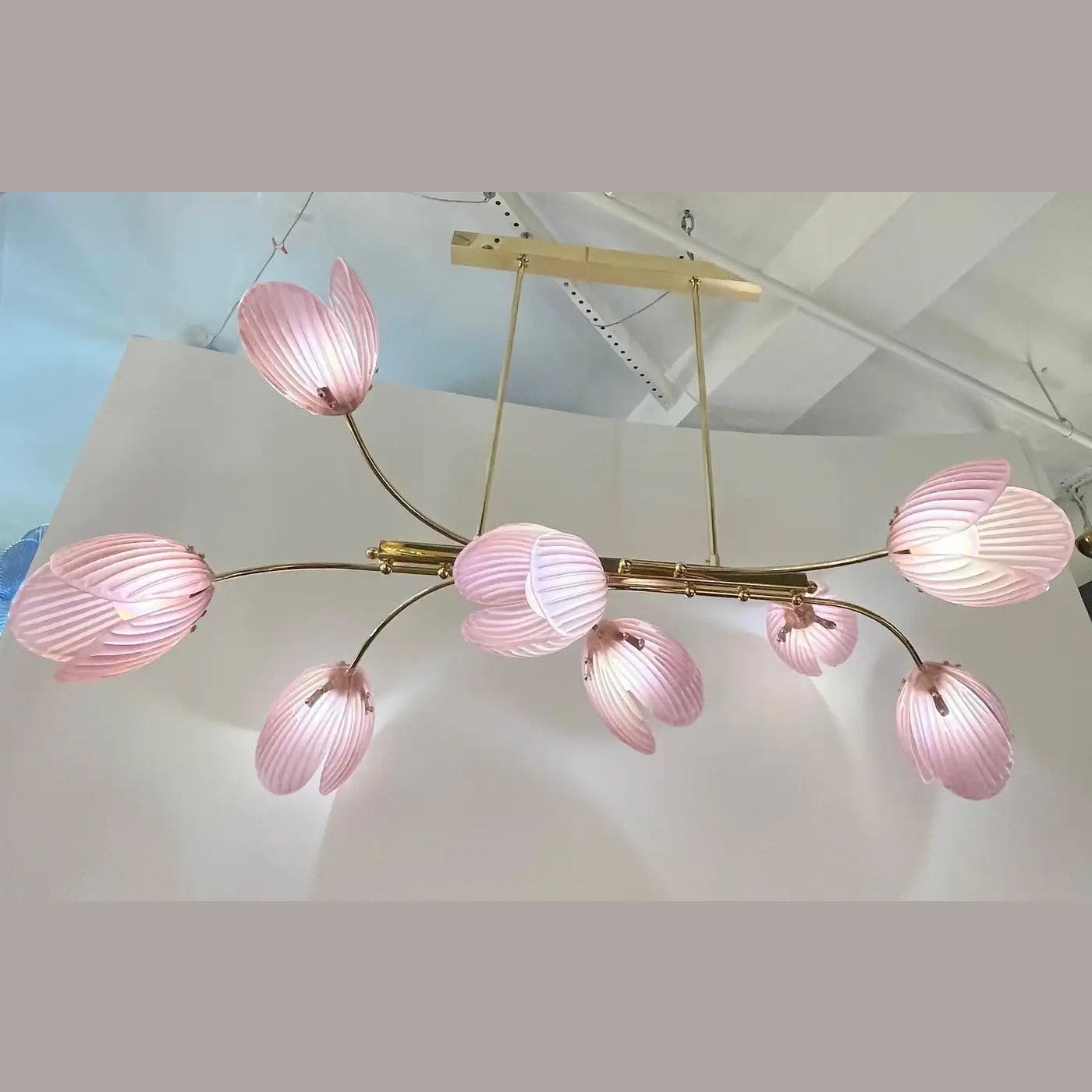 Modern Italian Pink Murano Glass Tulip Flower 8 Branch Airy Brass Chandelier
