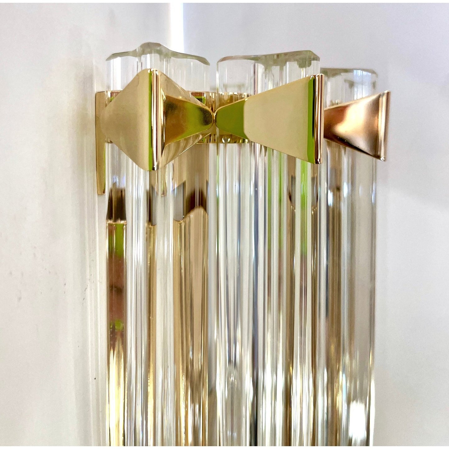 Italian Contemporary Minimalist Brass Crystal Clear Murano Glass Sconce