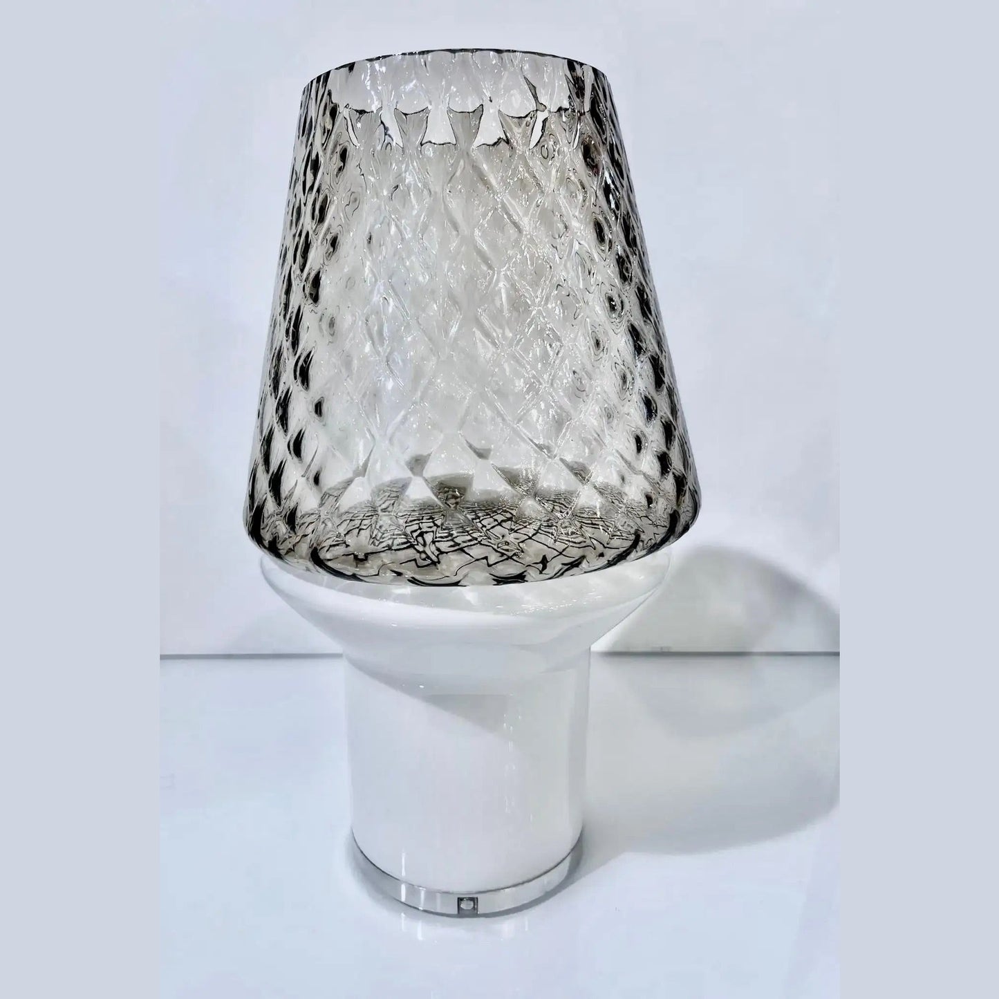 Italian Modern Wireless Dimmable White Gray Glass Portable Table Lamp/Lit Vase