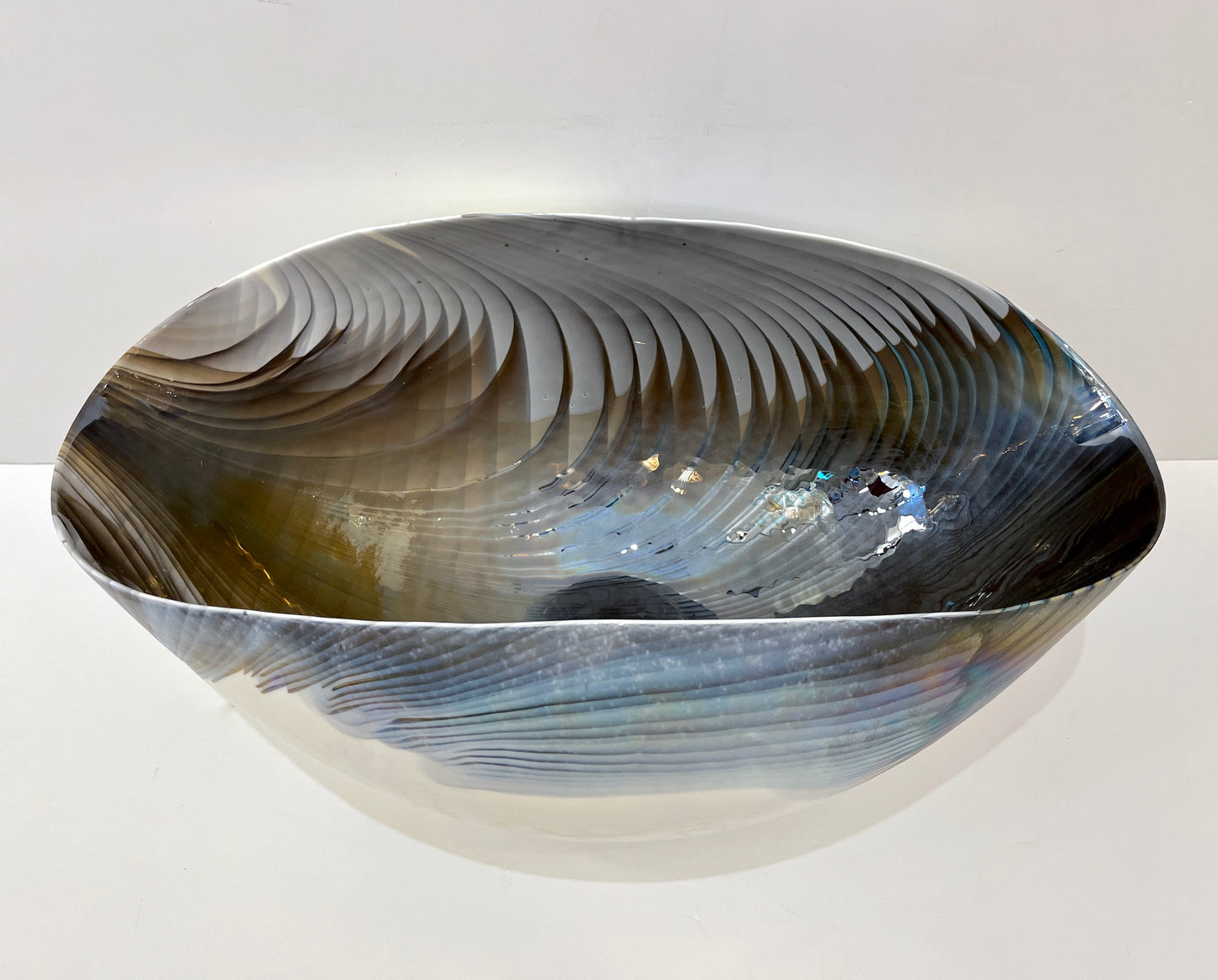 2000 Italian Blue Gray White Taupe Iridescent Murano Glass Monumental Shell Bowl