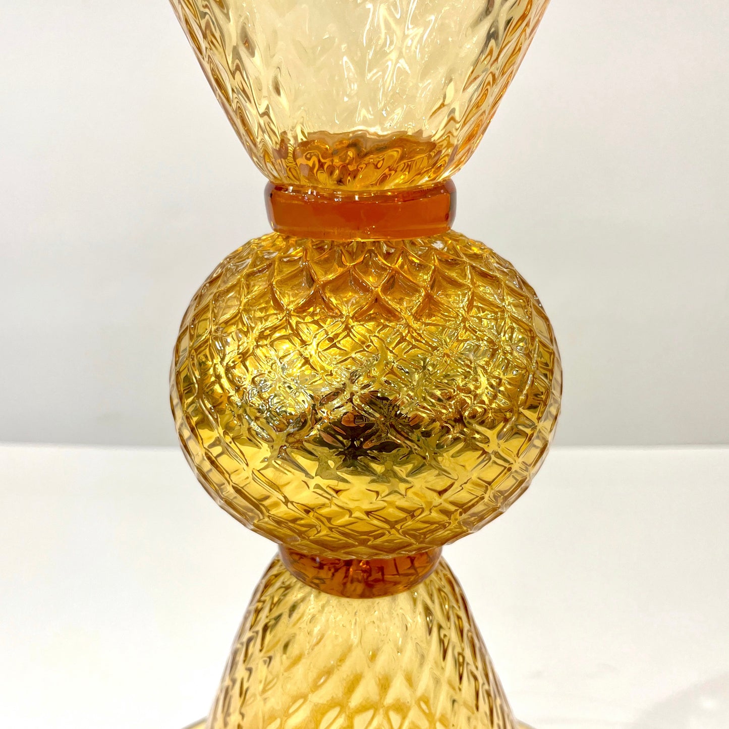 Modern Italian Gold Honeycomb Murano Glass Round Conical Hourglass Double Vase