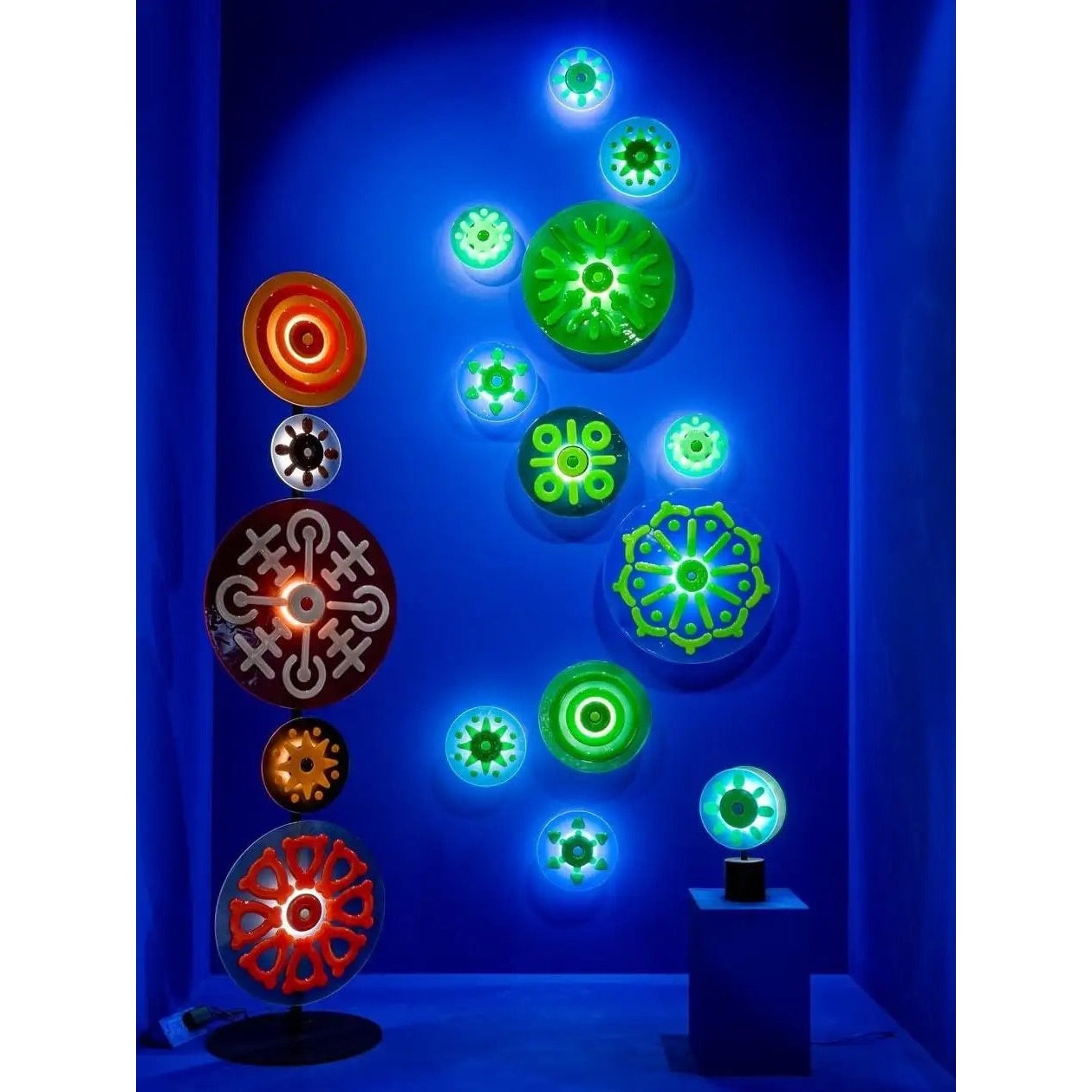 Contemporary Italian Round Green Blue Murano Glass Double Discs Totem Floor Lamp