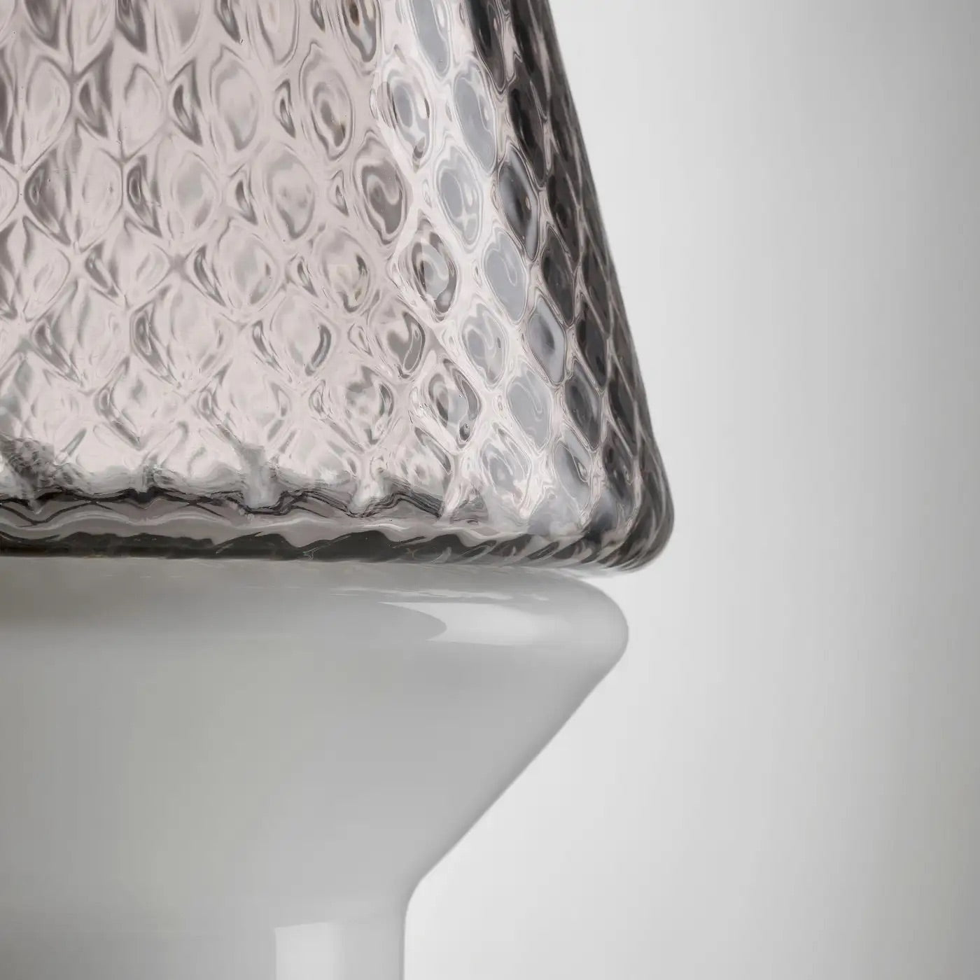 Italian Modern Wireless Dimmable White Gray Glass Portable Table Lamp/Lit Vase