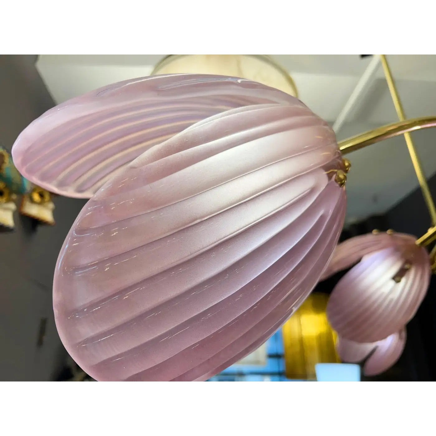 Modern Italian Pink Murano Glass Tulip Flower 8 Branch Airy Brass Chandelier