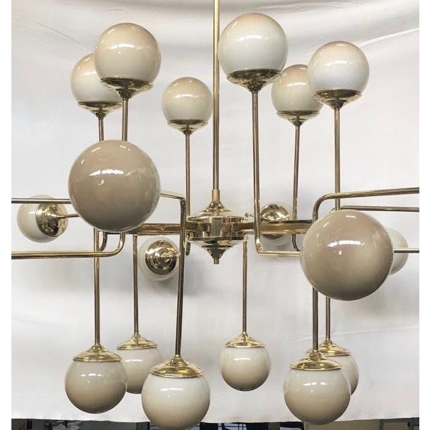 Italian Modern 24-Light Brass & Smoked Ivory Gold Murano Glass Round Chandelier