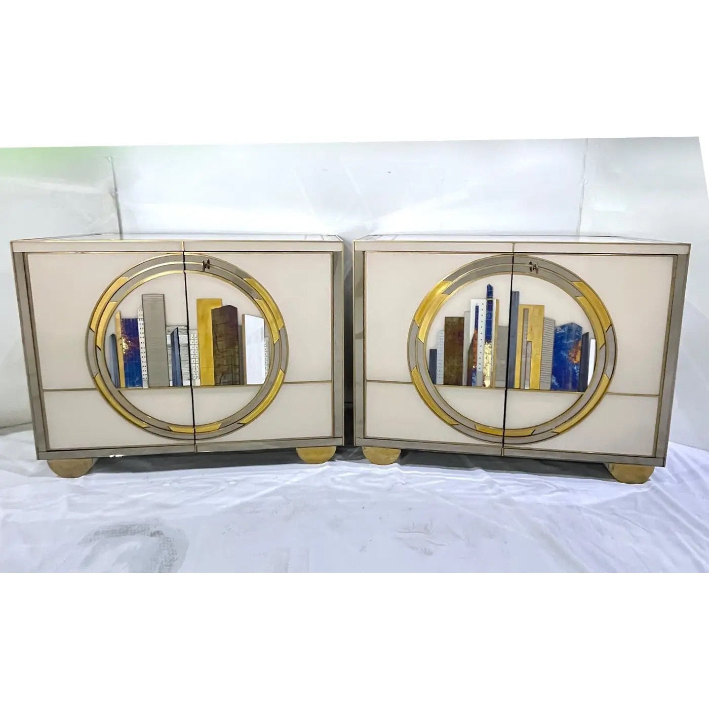 Italian Bespoke Modern Ivory Cabinets with Grey Gold White New York City Outline