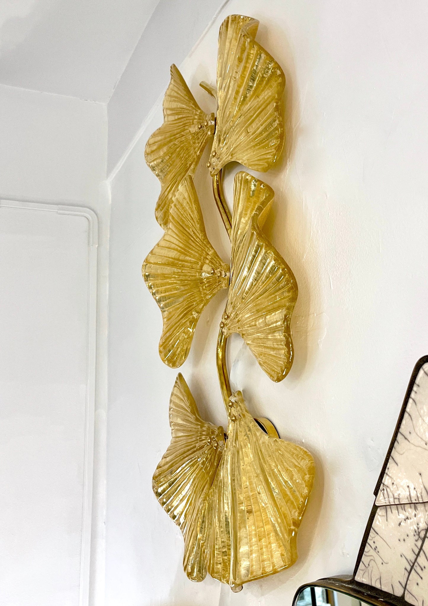 Modern Pair of Italian Gold Leaf & Crystal Murano Glass 6-Leaf Branch Sconces