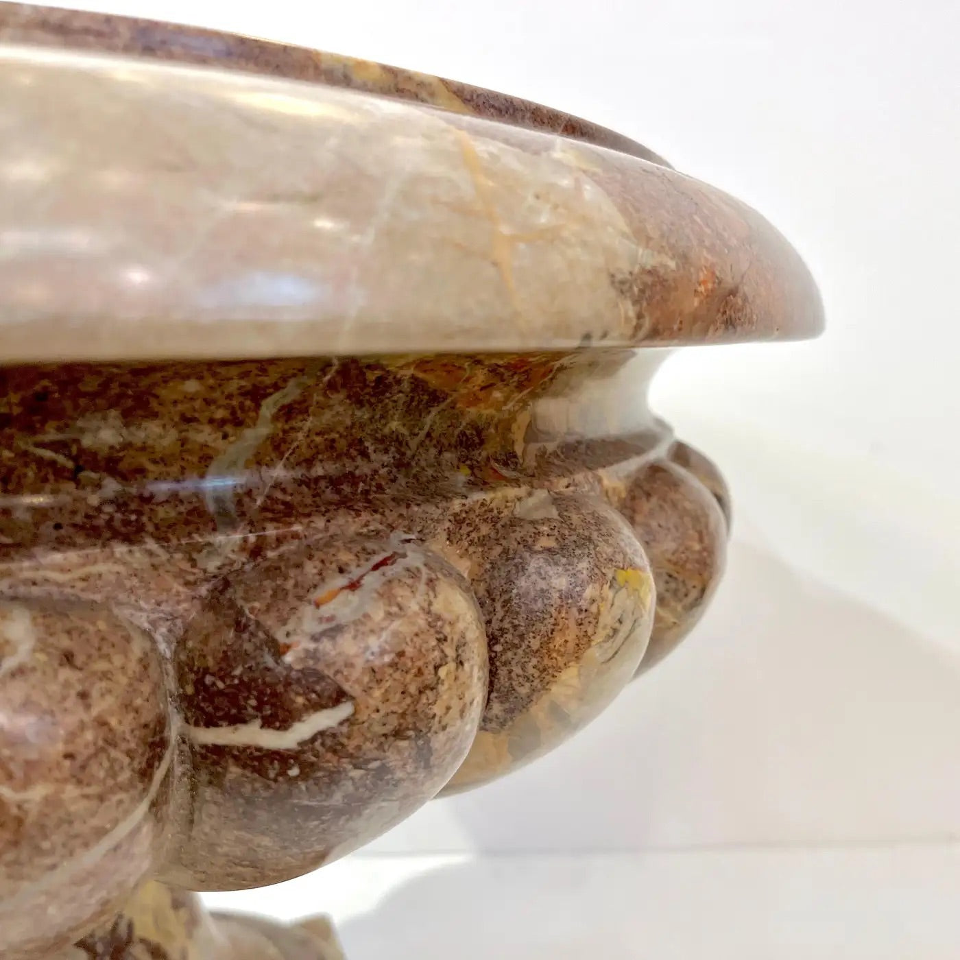 1960 Neoclassical Italian Carved Pink Red Marble Big Tazza Bowl with White Veins