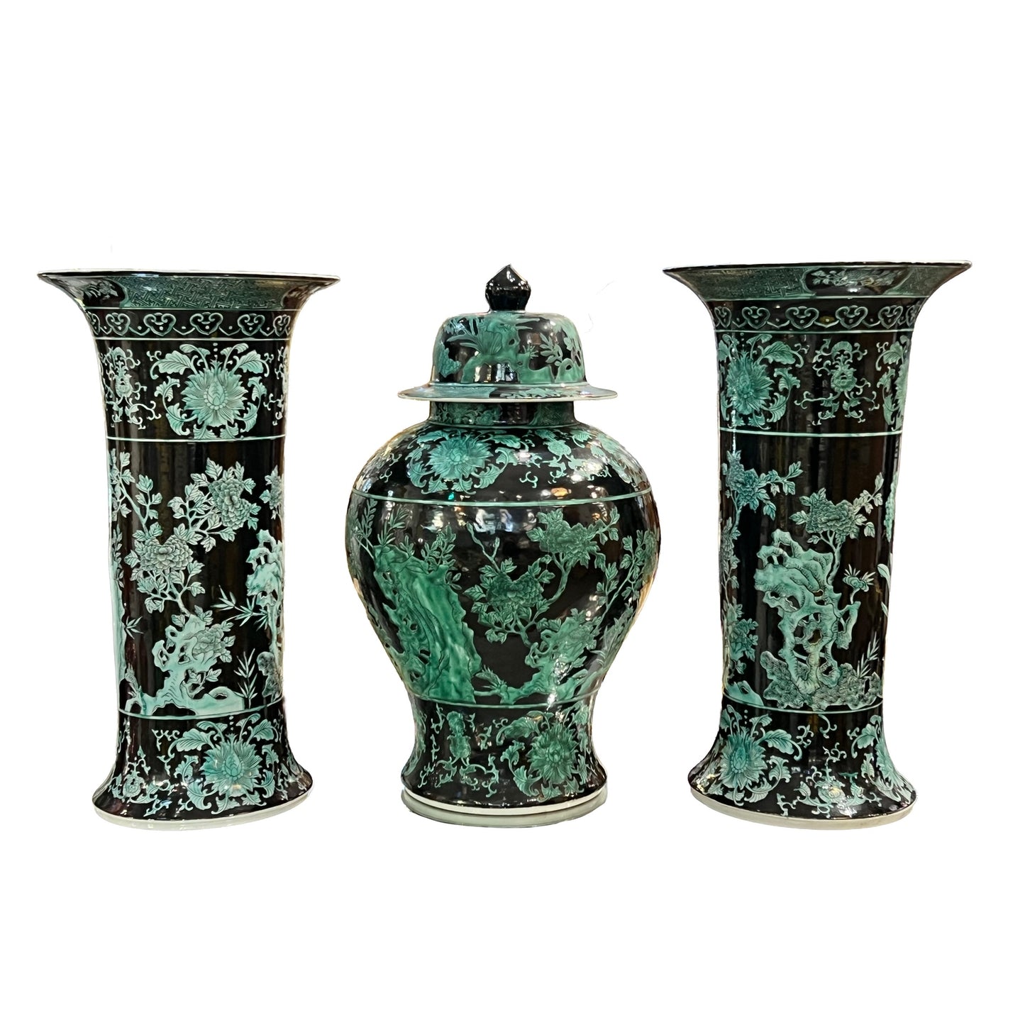 Mid-20th Century Chinese Export Black Green Tall Baluster Ginger Jar with Cover