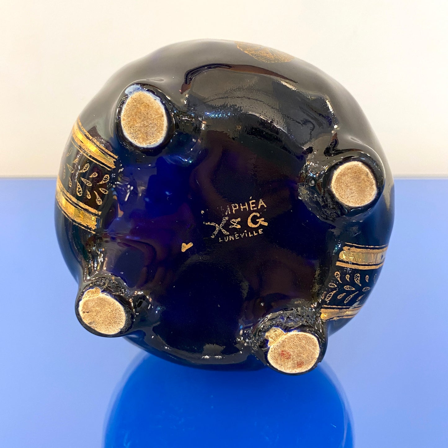 Art Nouveau French Antique Ceramic Vase in Blue Majolica with White Gold Flowers