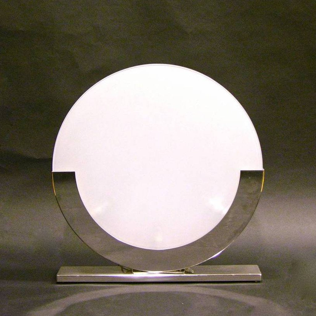 1990 Minimalist Italian Design White and Chrome Round Table Lamp