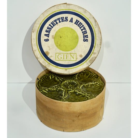 Gien 1950s French Set of 6 Green Majolica Oyster plates in Original Wood Box