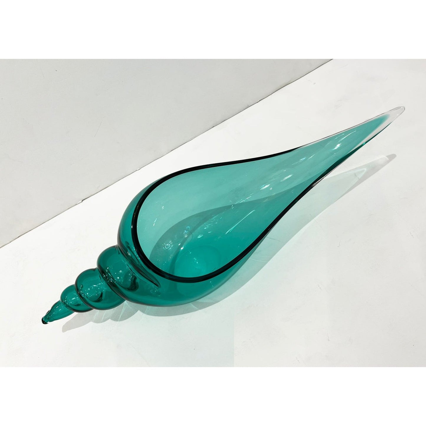 1980 Romano Donà Italian Modern Aqua Turquoise Murano Art Glass Spire Shell Bowl