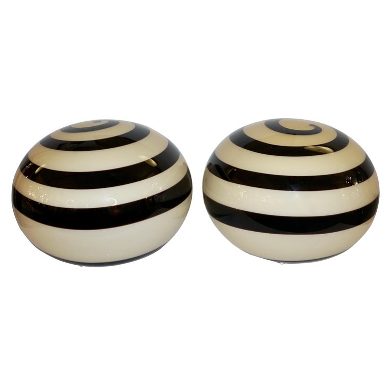 1990s Italian Mid-Century Modern Pair of Brown & Cream Globe Sphere Glass Lamps