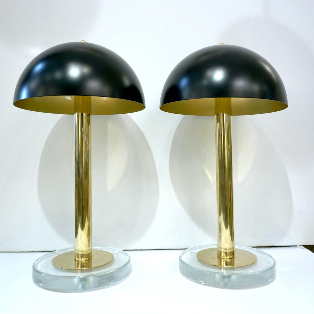 Italian Modern Pair of Art Deco Design Black and Gold Lacquer Brass Dome Lamps