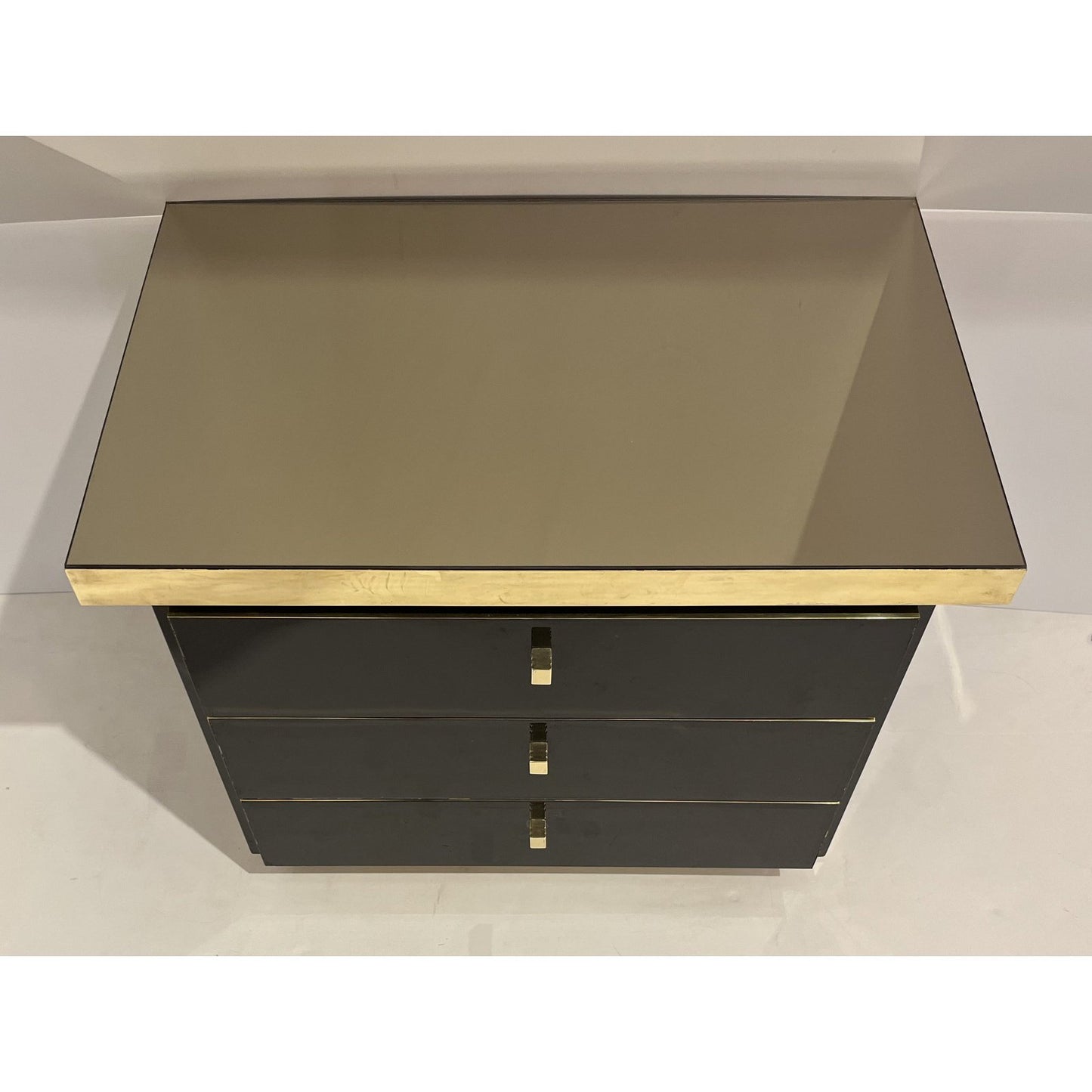 1970 Italian Vintage Brass Black Lacquer 3-Drawer Pair of NightStands/Sidetables