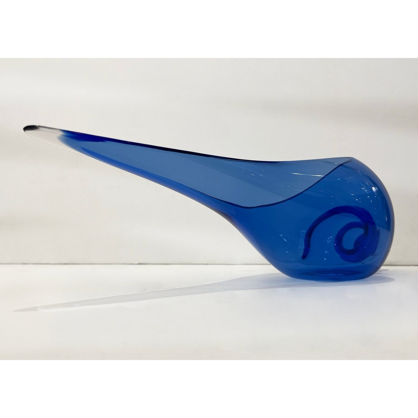 1980 Romano Donà Italian Modern Cobalt Blue Murano Art Glass Spire Shell Bowl