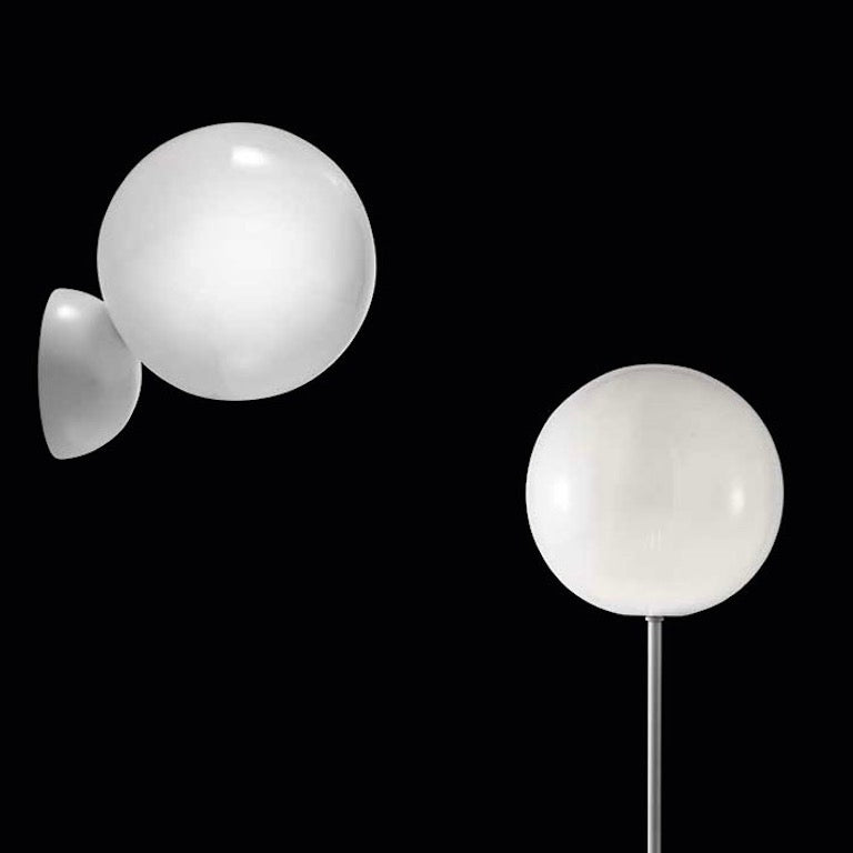 Contemporary Italian Modern Minimalist White Lacquer & Glass Balloon Table Lamp