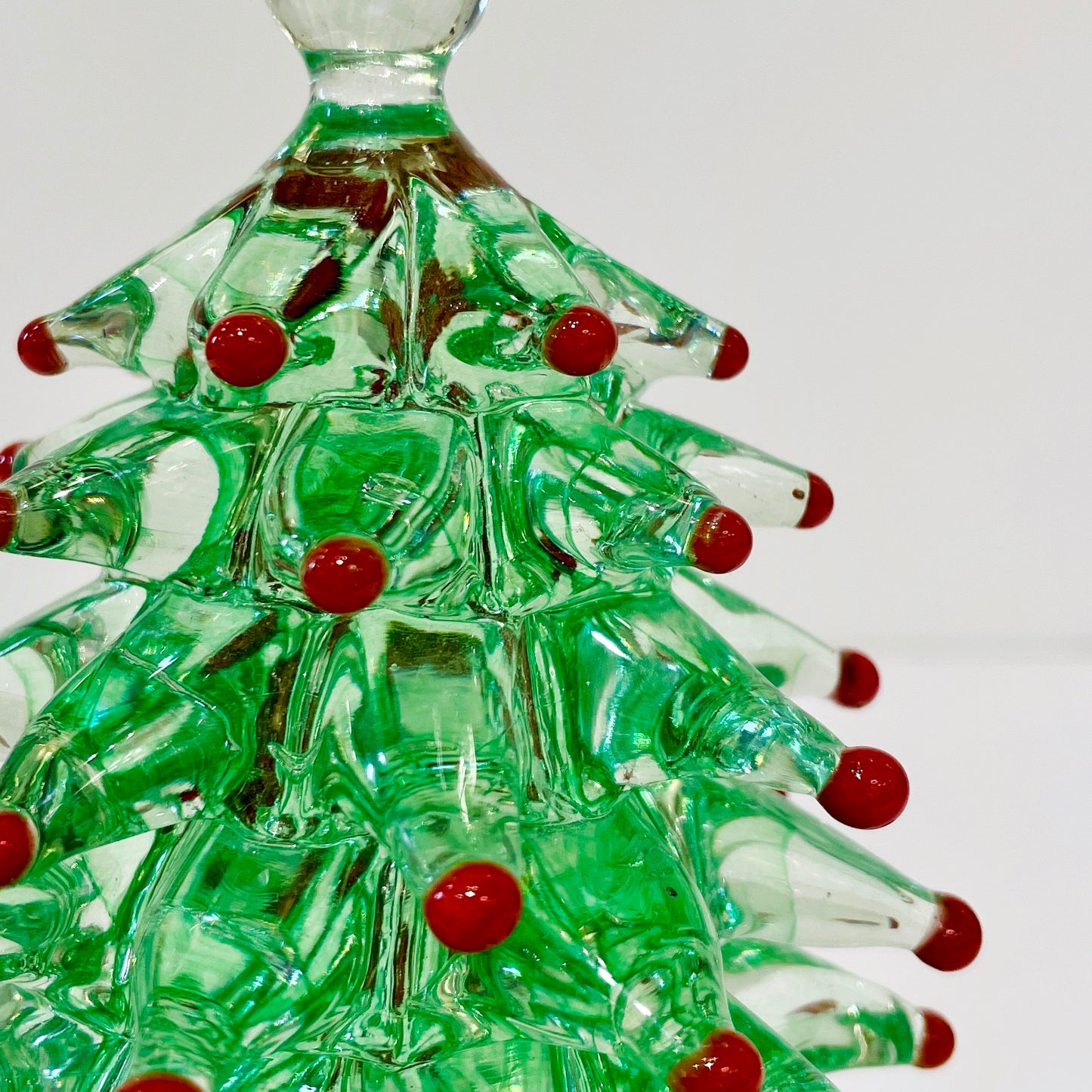 Contemporary Italian Emerald Green Red Murano Glass Christmas Tree Sculpture
