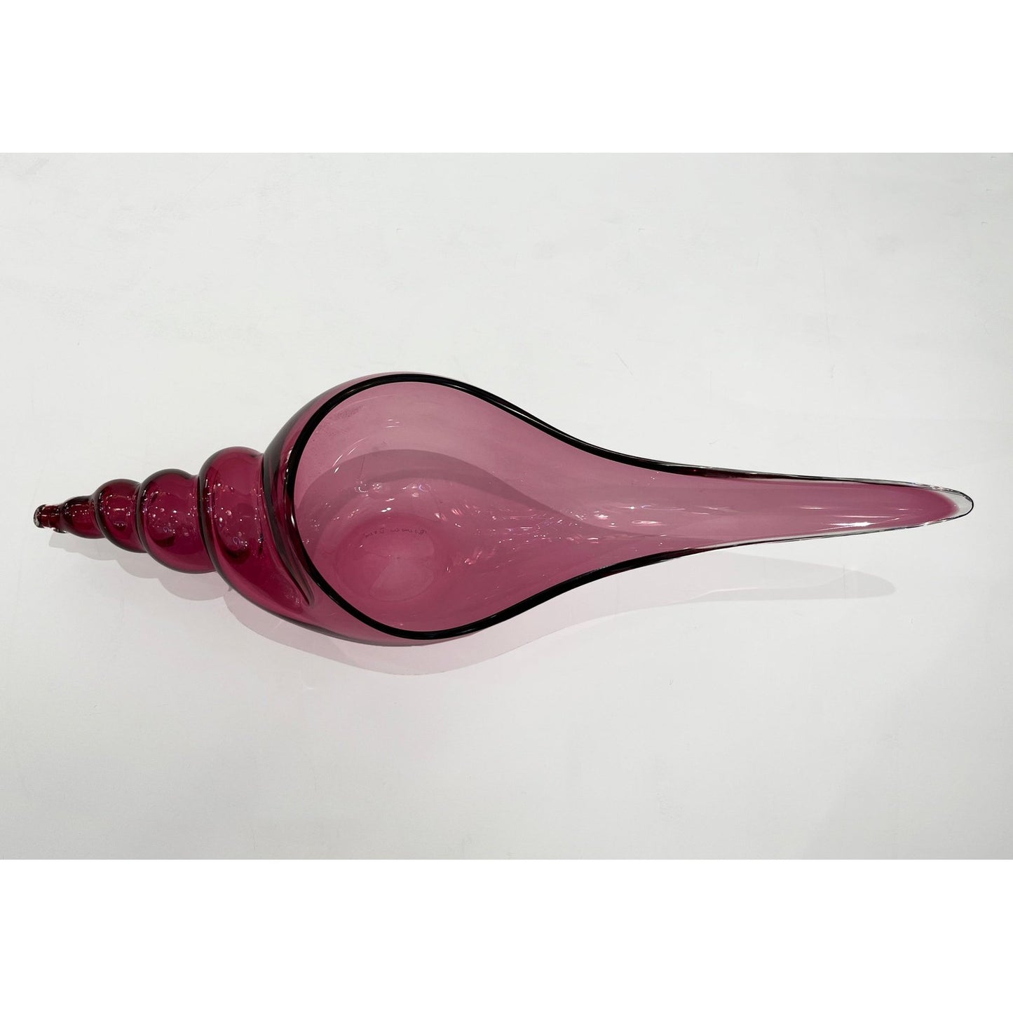 1980 Romano Donà Italian Modern Fuchsia Coral Murano Art Glass Spire Shell Bowl