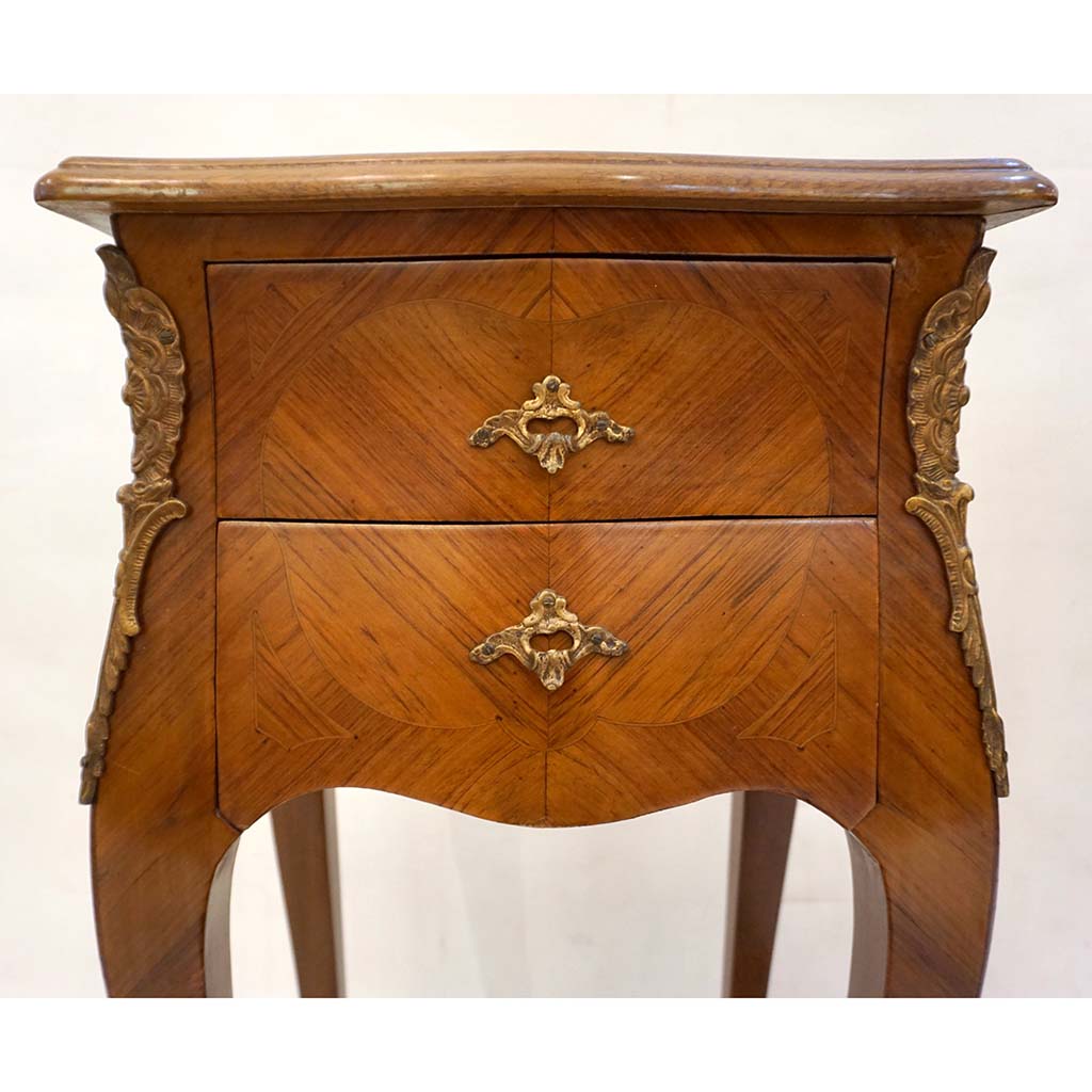1940 French Louis XV Revival Pair of Inlaid Rosewood Walnut 2-Drawer Side Tables