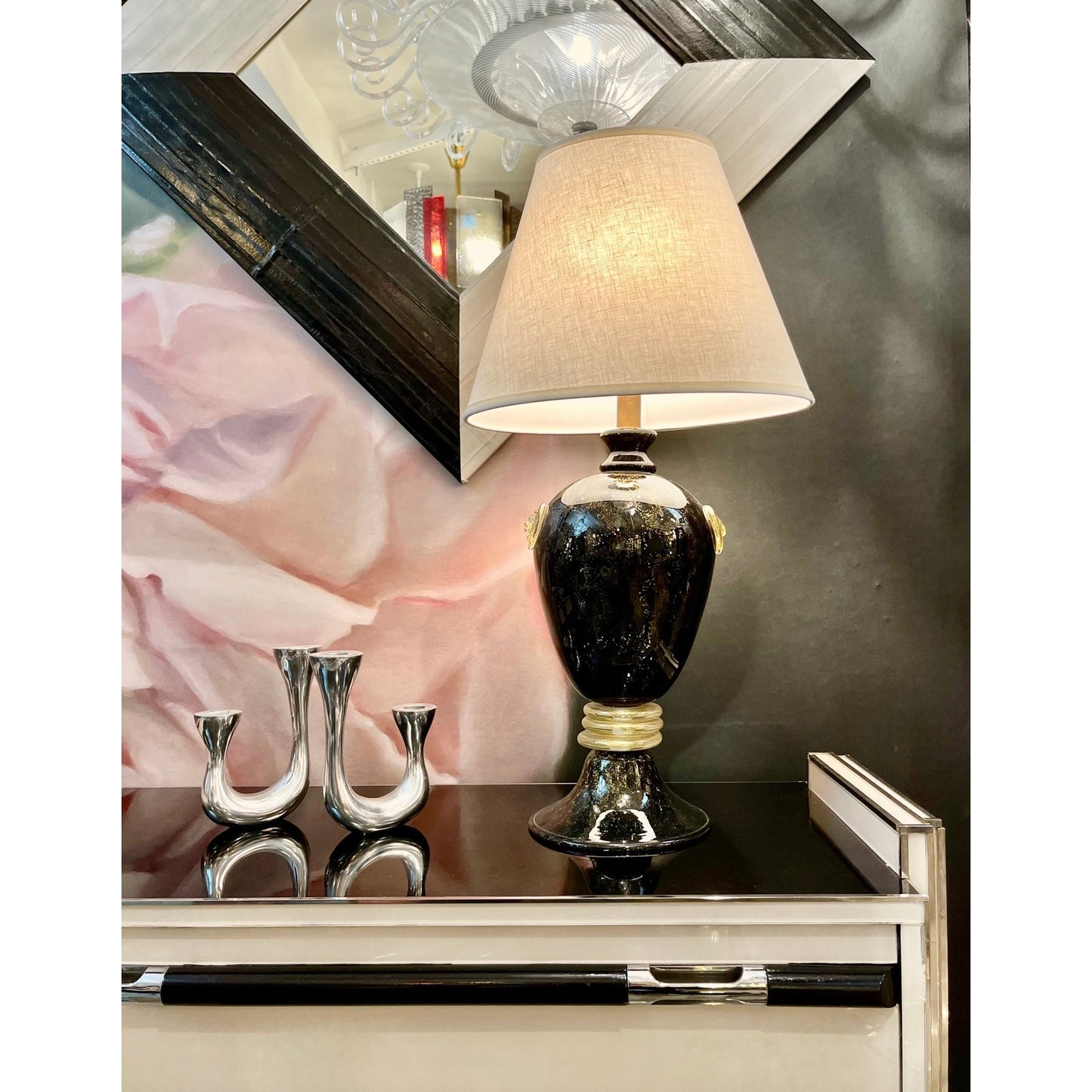 Seguso 1960s Italian Pair of Vintage Black and Gold Murano Glass Urn Shape Lamps