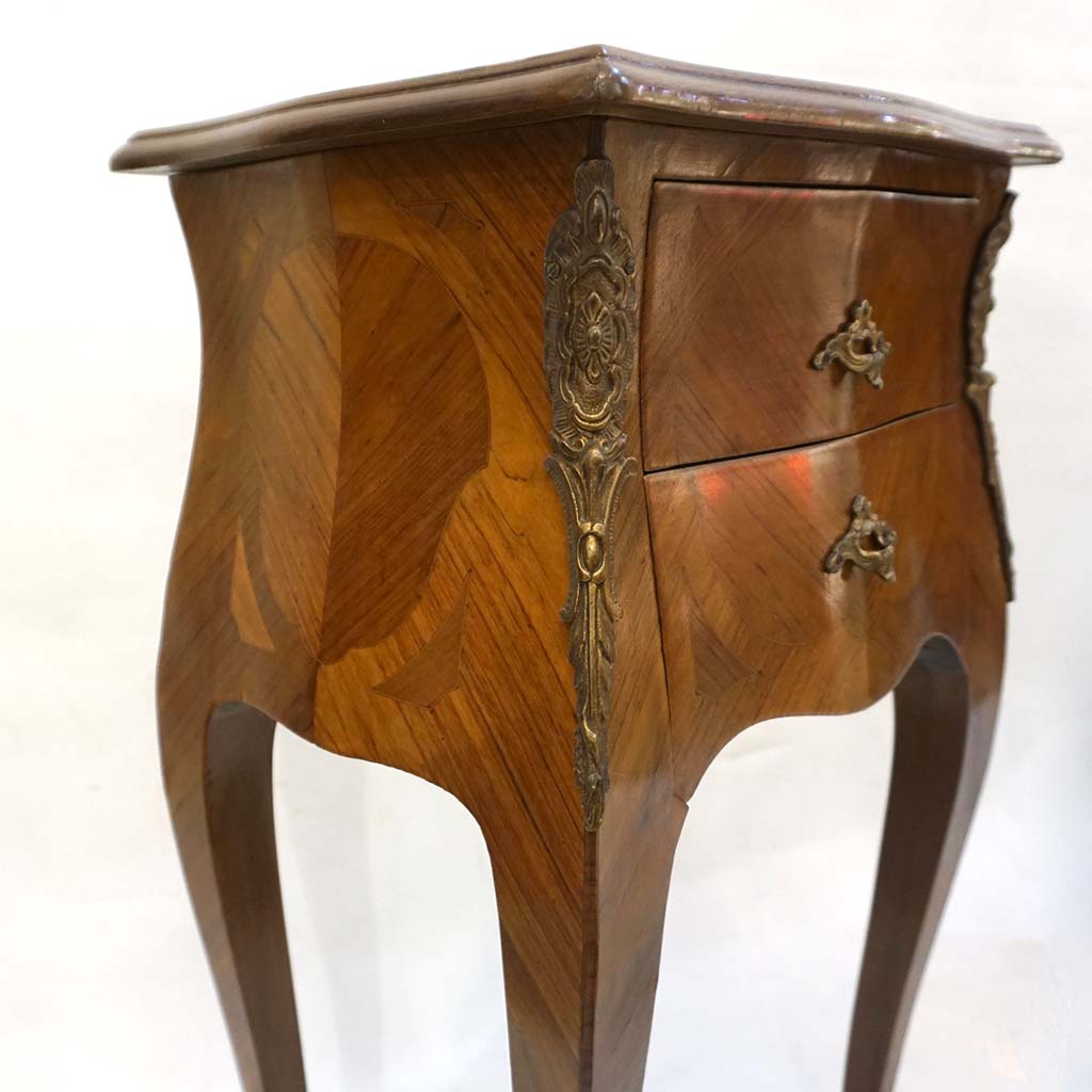 1940 French Louis XV Revival Pair of Inlaid Rosewood Walnut 2-Drawer Side Tables
