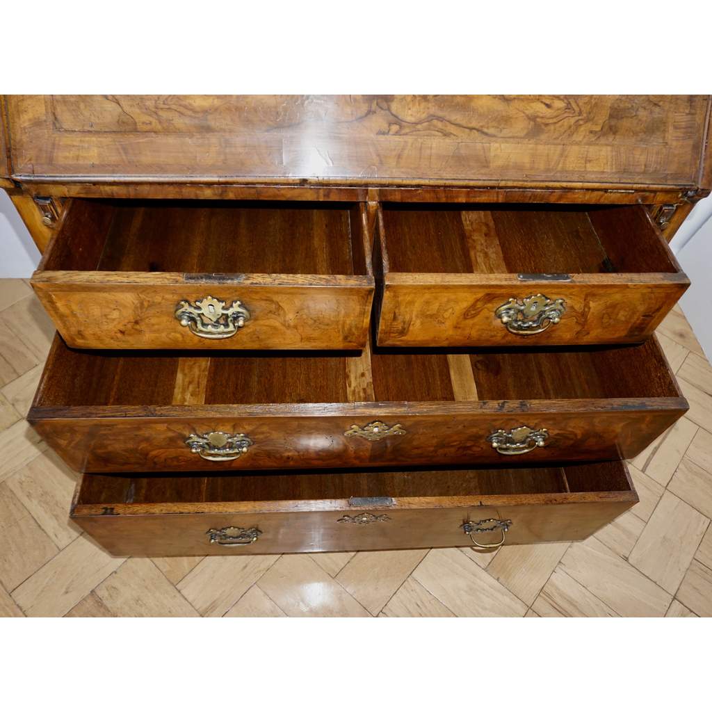 Early 18th Century English Walnut Veneered Stepped Interior Georgian Bureau Desk