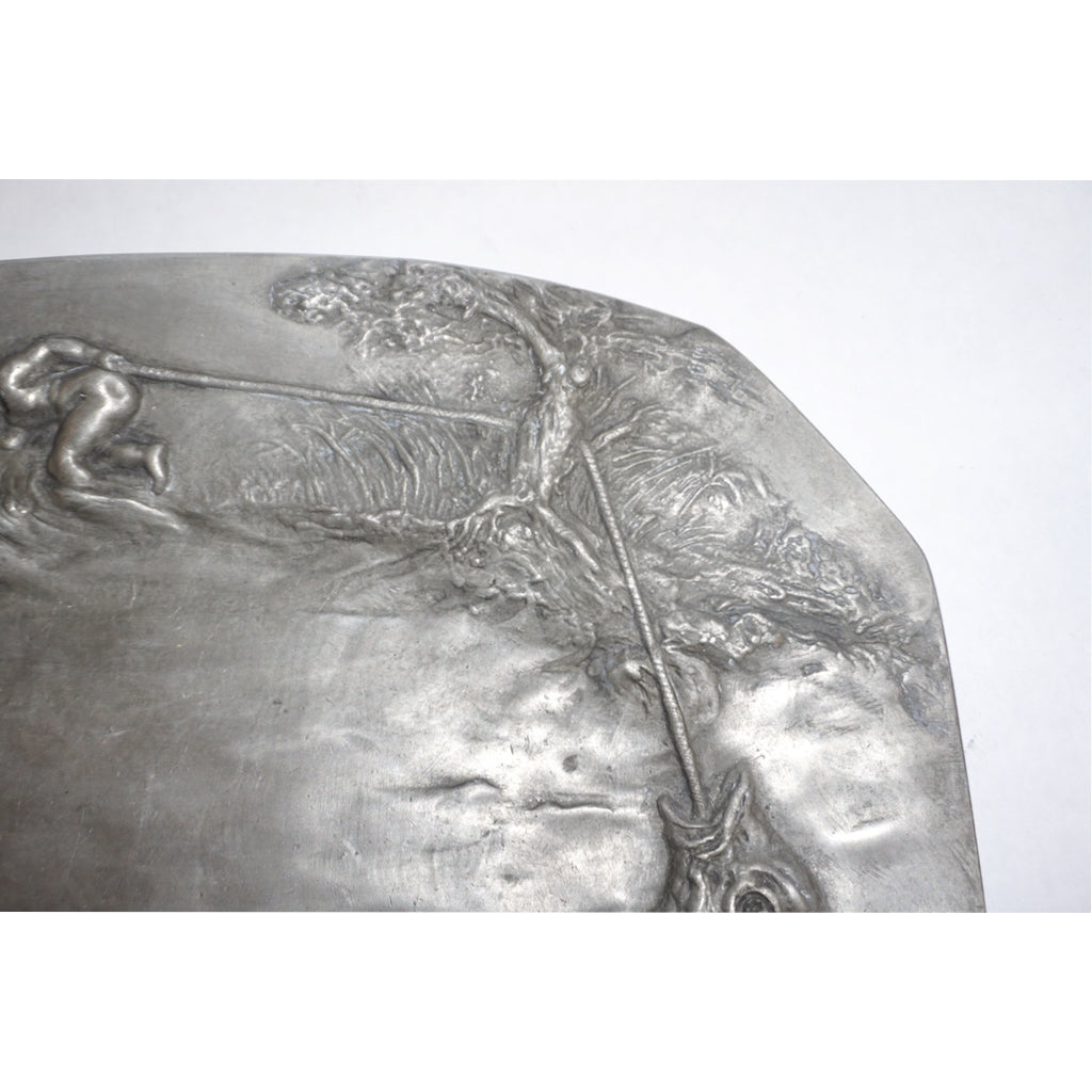 1900s French Art Nouveau Sculpted Pewter Dish with Fishing Putti in Relief