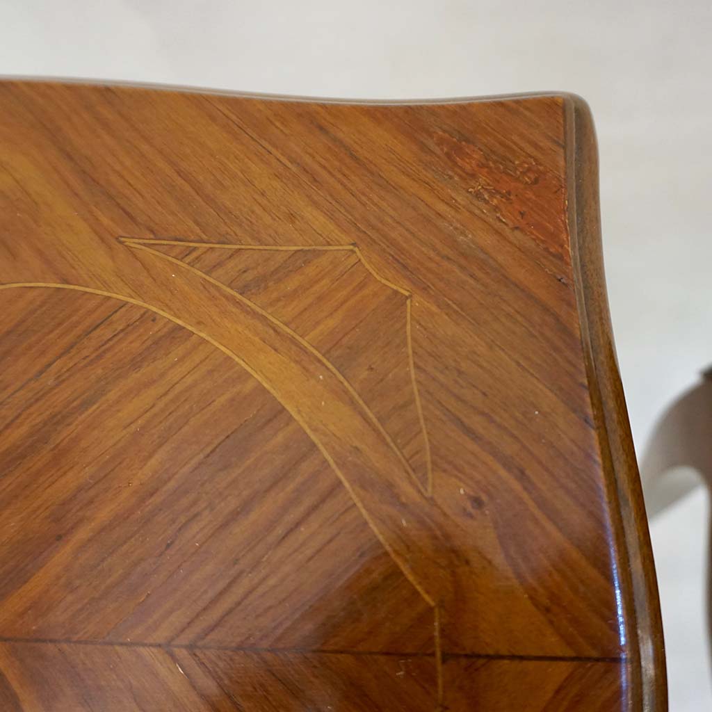 1940 French Louis XV Revival Pair of Inlaid Rosewood Walnut 2-Drawer Side Tables