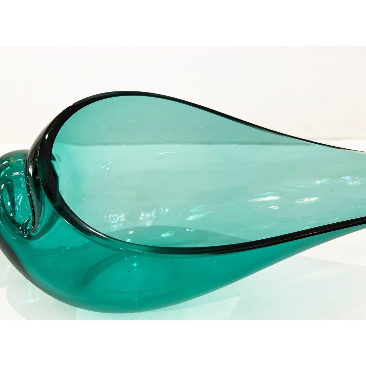1980 Romano Donà Italian Modern Aqua Turquoise Murano Art Glass Spire Shell Bowl