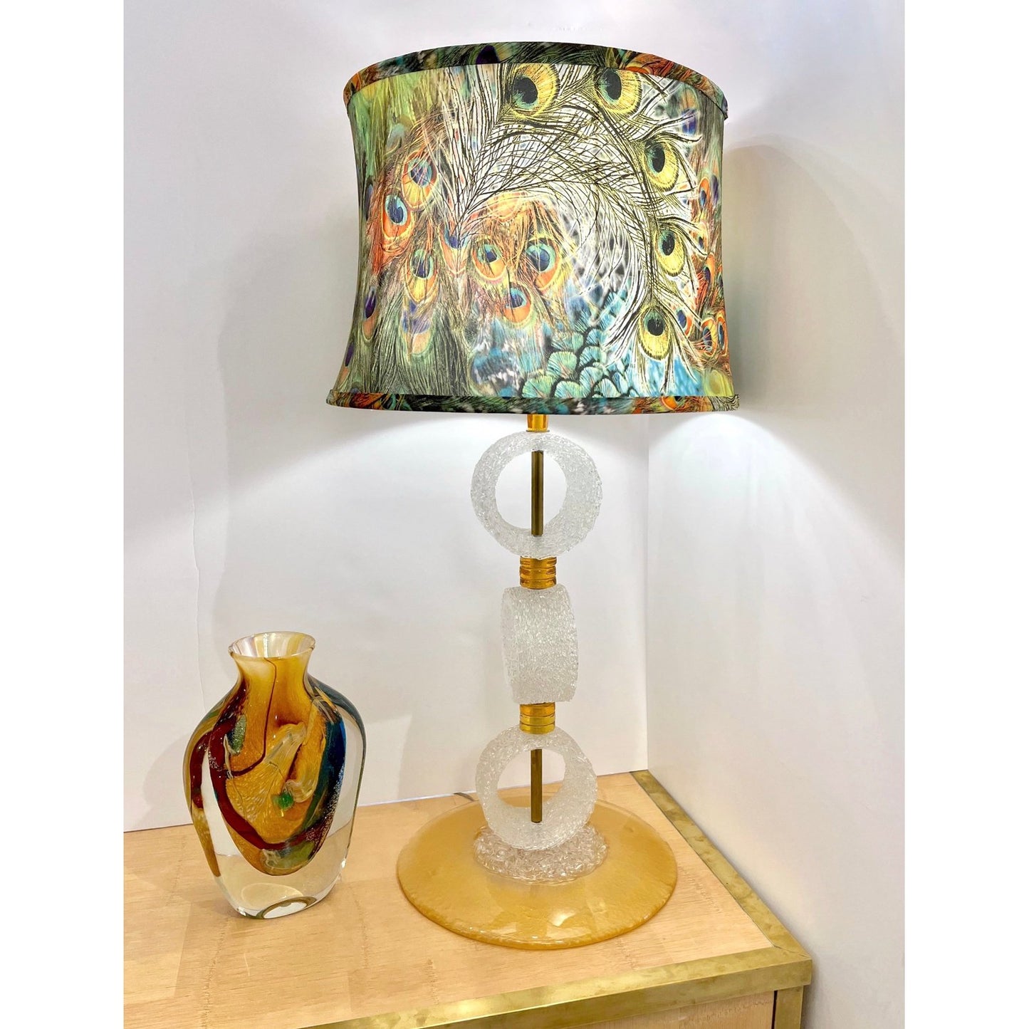 Italian 1970s Vintage Art Deco Pair of White Amber Gold Murano Glass Ring Lamps