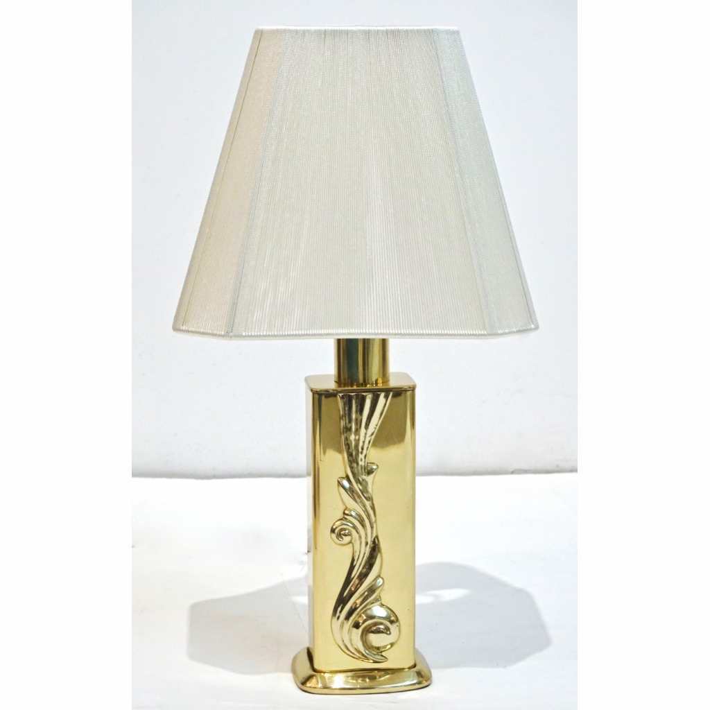Lipparini 1960s Italian Vintage Pair of Gold Brass Lamps with White Silk Shades - Cosulich Interiors & Antiques
