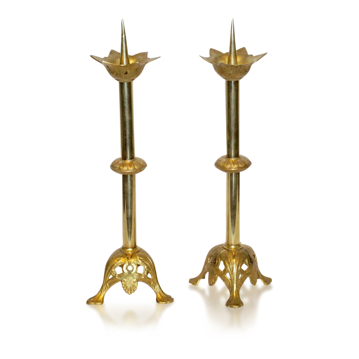 1880s French Baroque Revival Pair of Gilt Bronze Ormolu Candle Holders