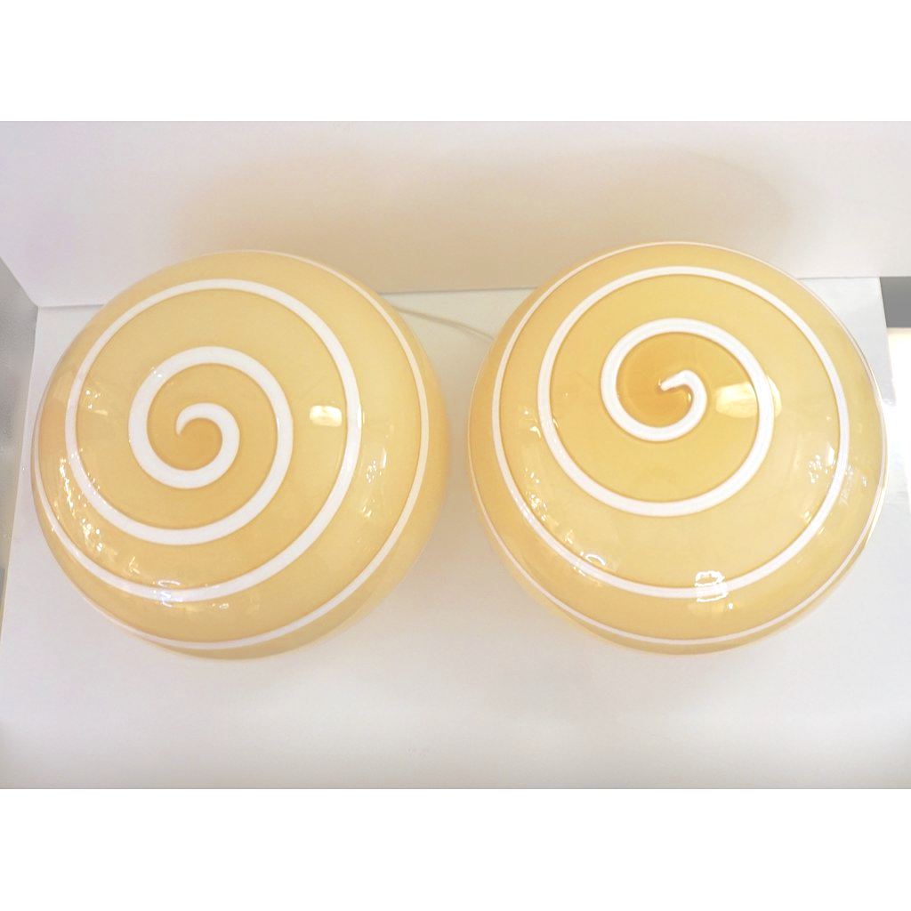 1990s Italian Mid-Century Modern Pair of White & Cream Globe Sphere Glass Lamps