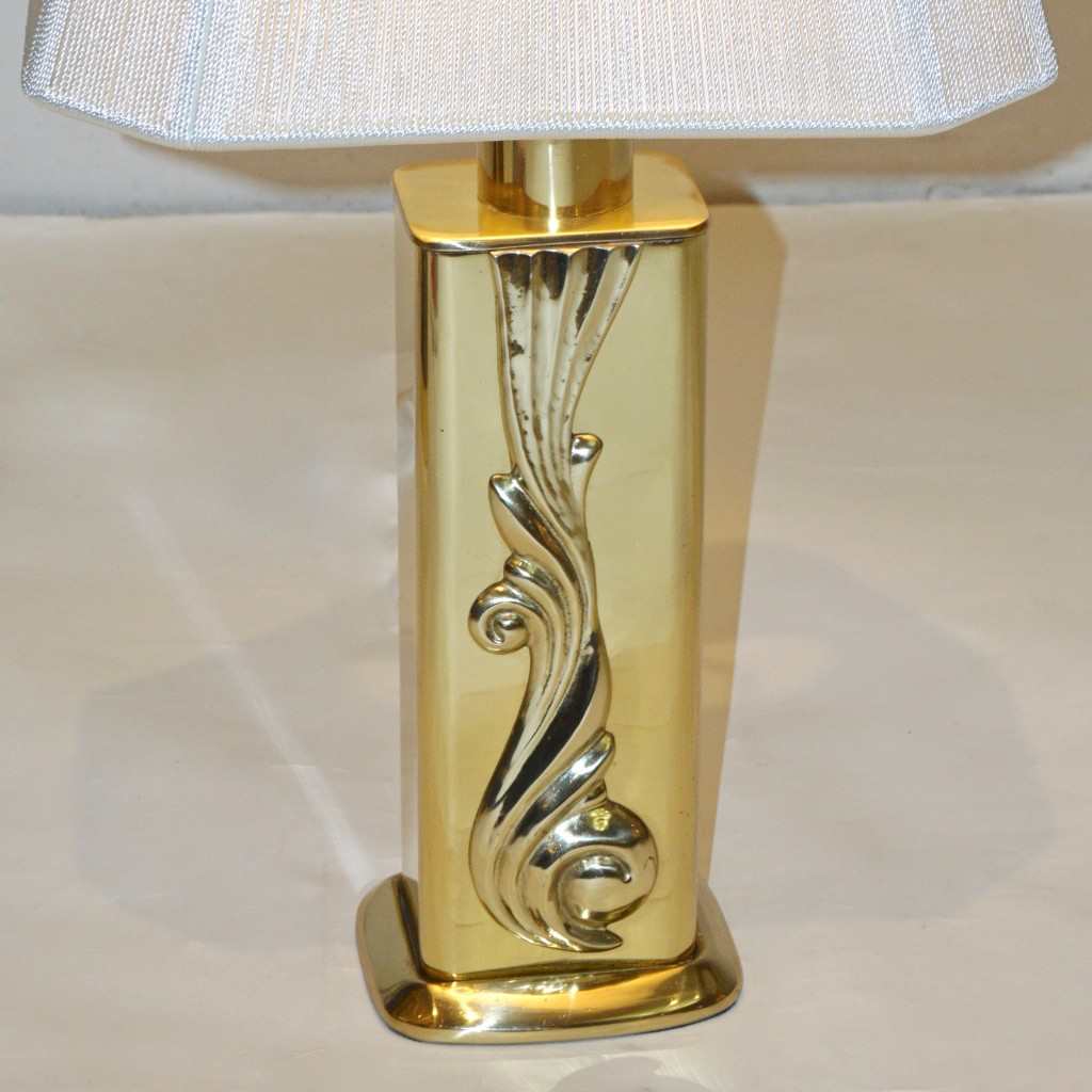 Lipparini 1960s Italian Vintage Pair of Gold Brass Lamps with White Silk Shades - Cosulich Interiors & Antiques
