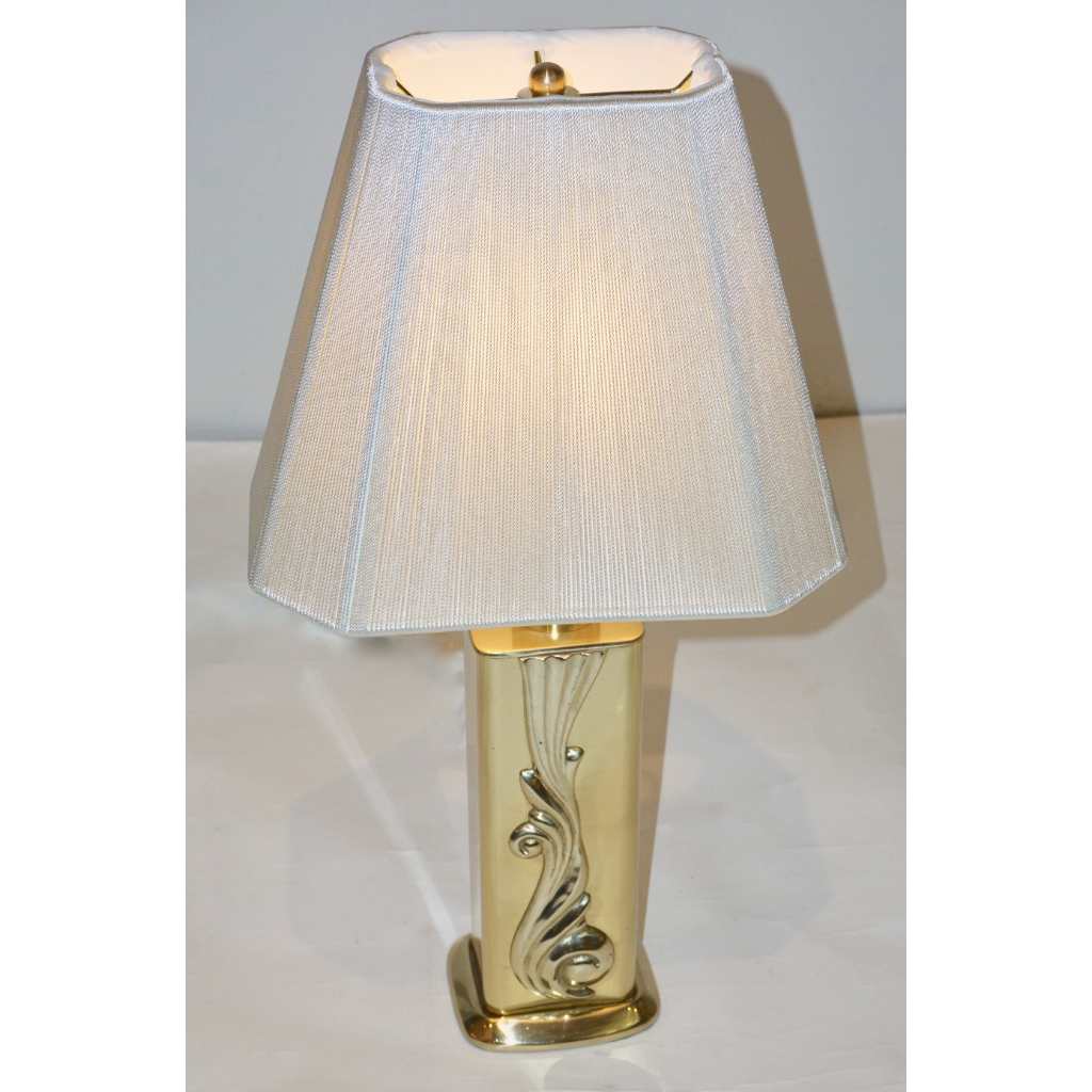 Lipparini 1960s Italian Vintage Pair of Gold Brass Lamps with White Silk Shades - Cosulich Interiors & Antiques