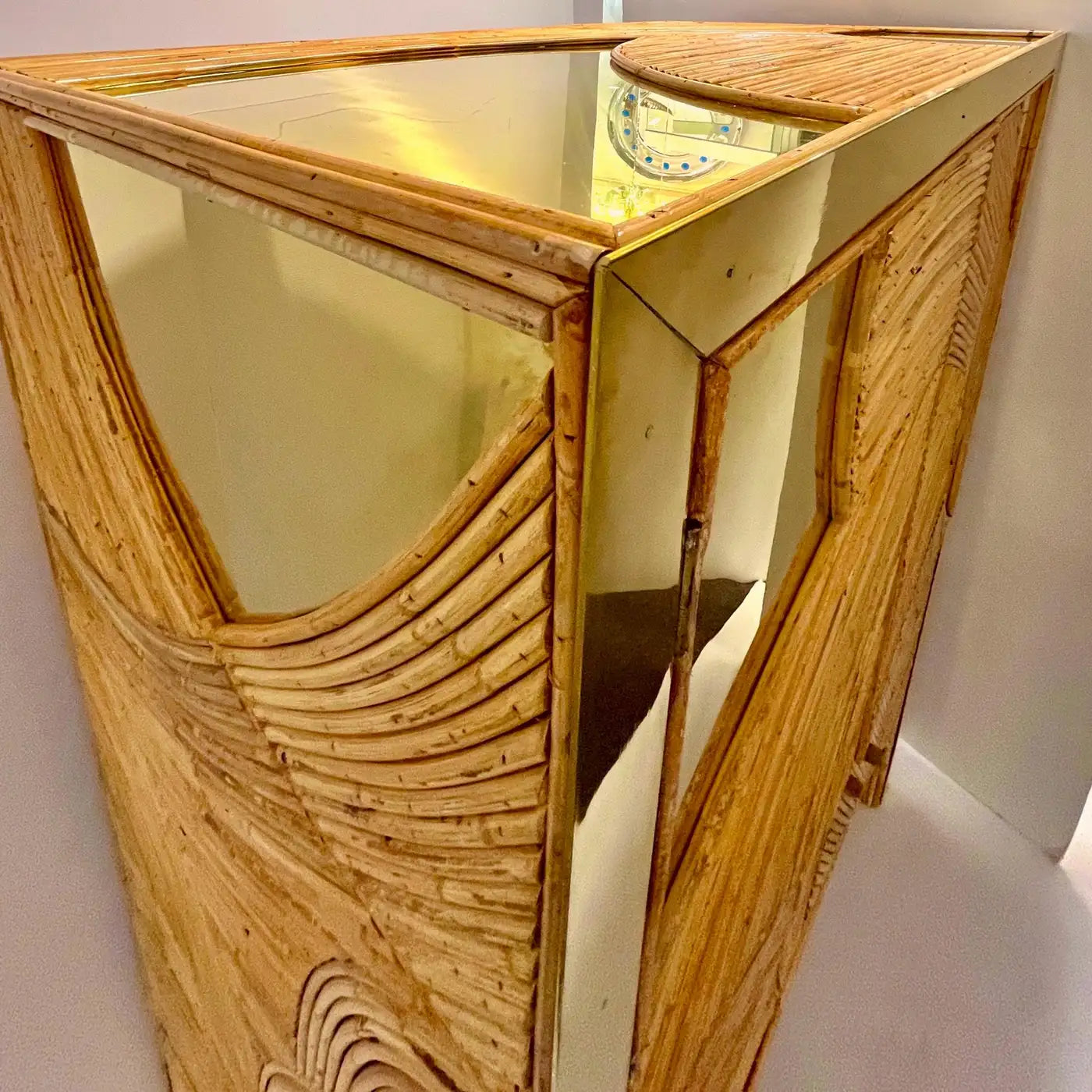 Contemporary Italian Bamboo Cabinet Bar with 2 Door 2 Glass Shelf Brass Details