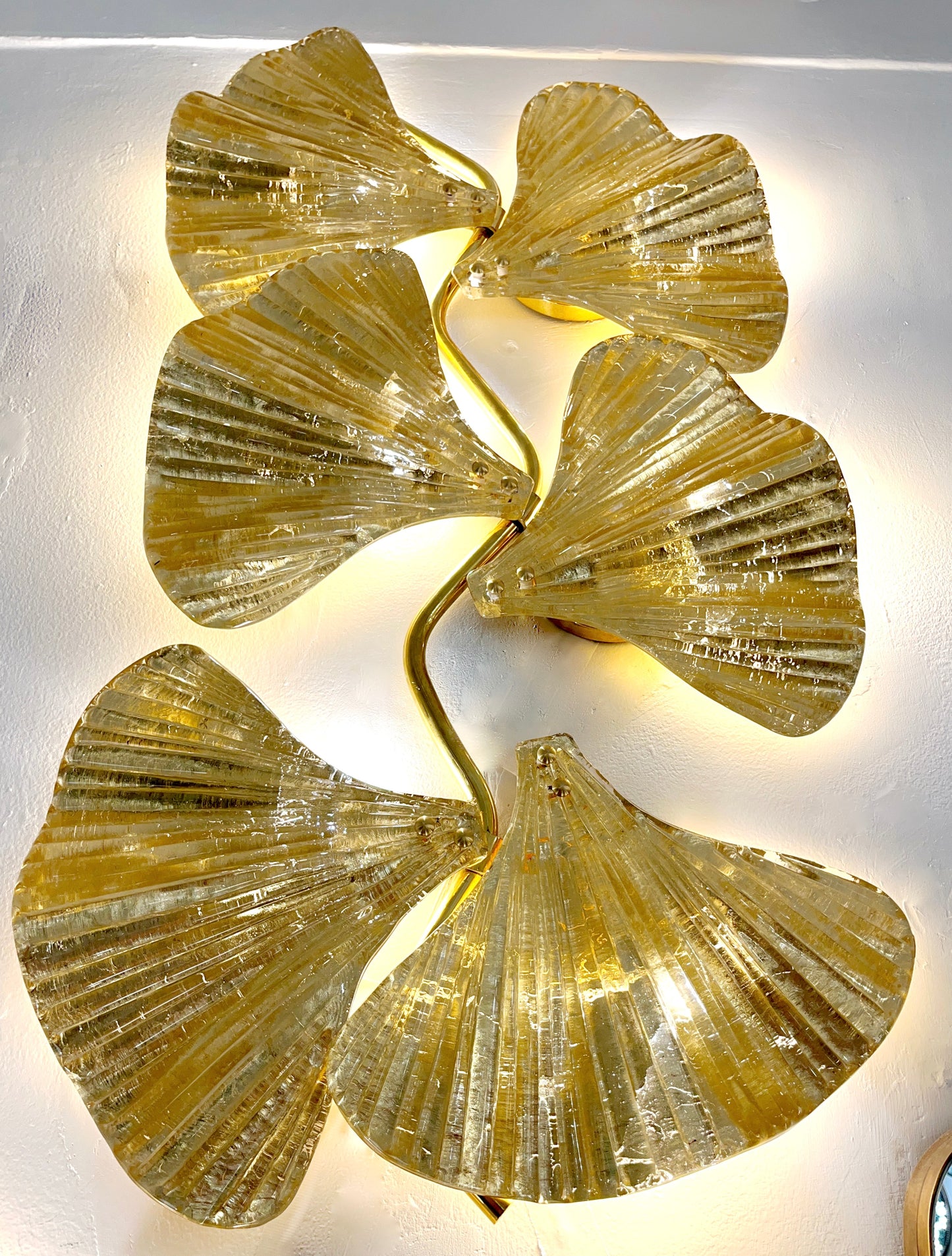 Modern Pair of Italian Gold Leaf & Crystal Murano Glass 6-Leaf Branch Sconces