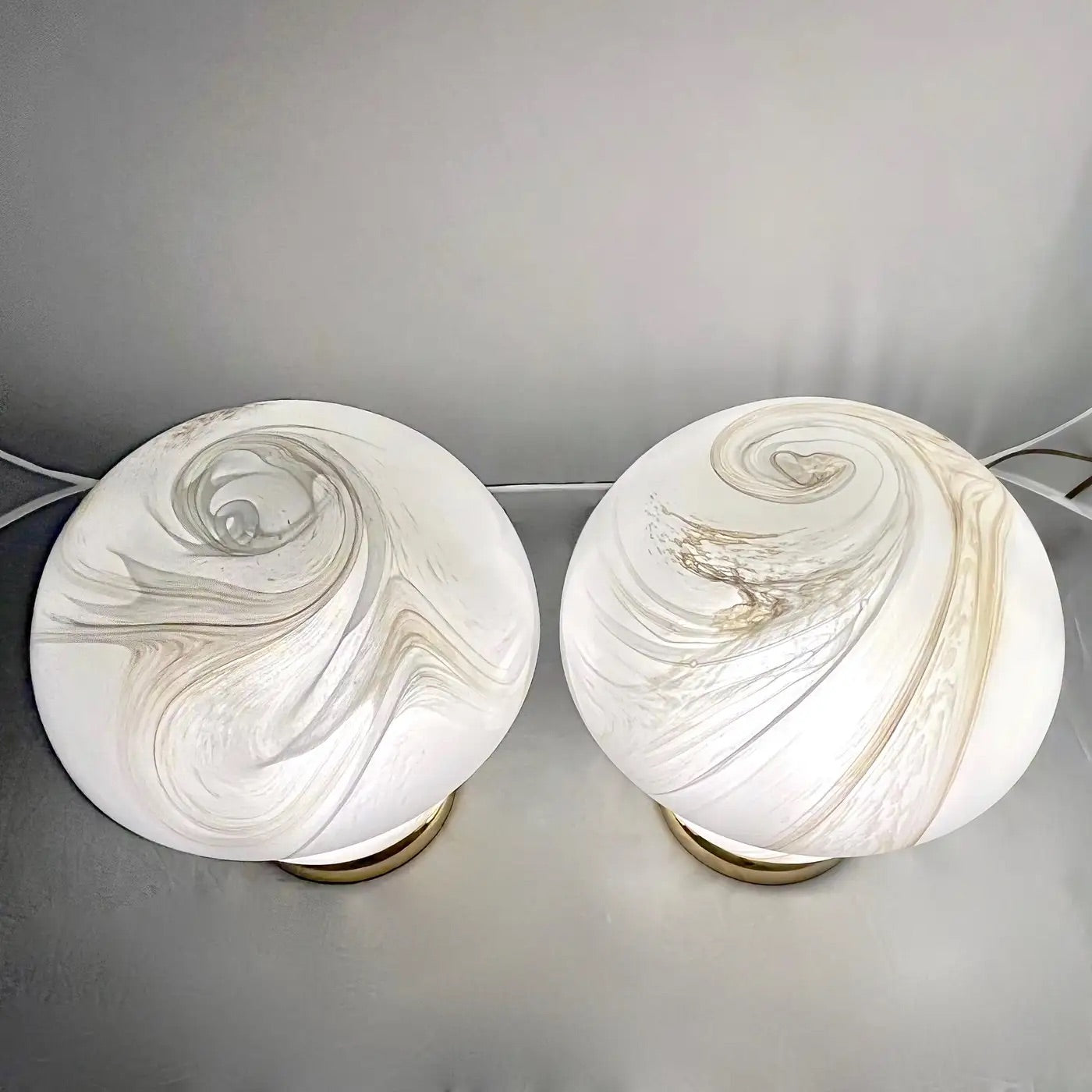 1970s Vintage Italian Pair of Alabaster Murano Glass and Brass Mushroom Lamps