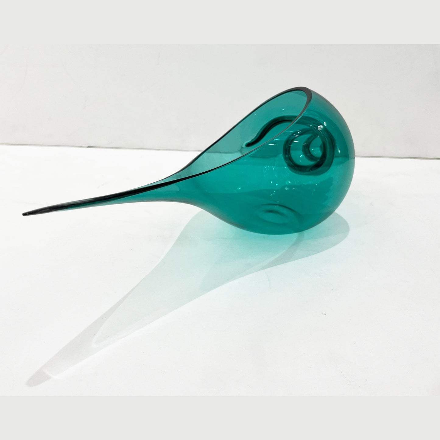 1980 Romano Donà Italian Modern Aqua Turquoise Murano Art Glass Spire Shell Bowl
