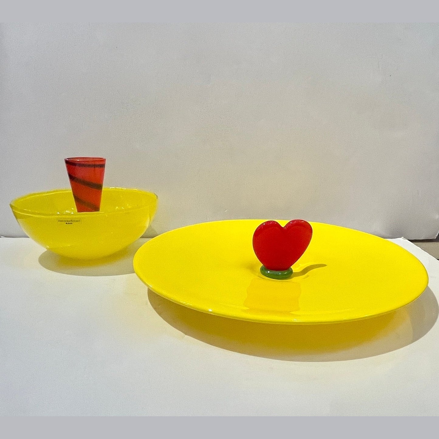 Modern Barovier Toso Green Yellow Art Murano Glass Red Heart Plate Centerpiece