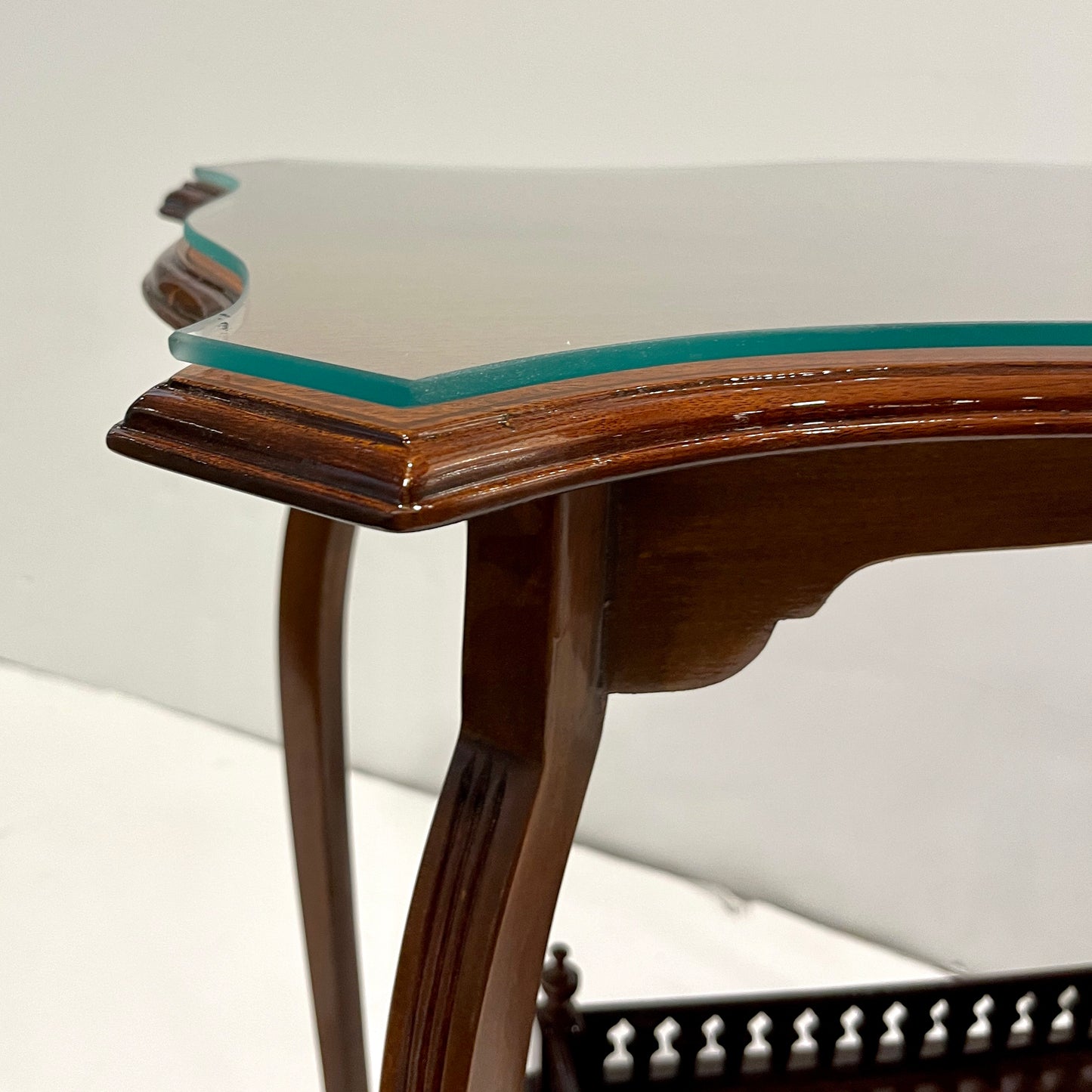 Edwardian Antique English Mahogany Two-Tier Side Table Glass Top Gallery Shelf