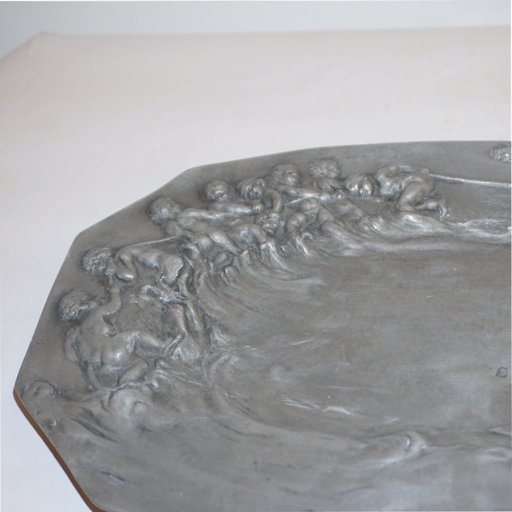 1900s French Art Nouveau Sculpted Pewter Dish with Fishing Putti in Relief