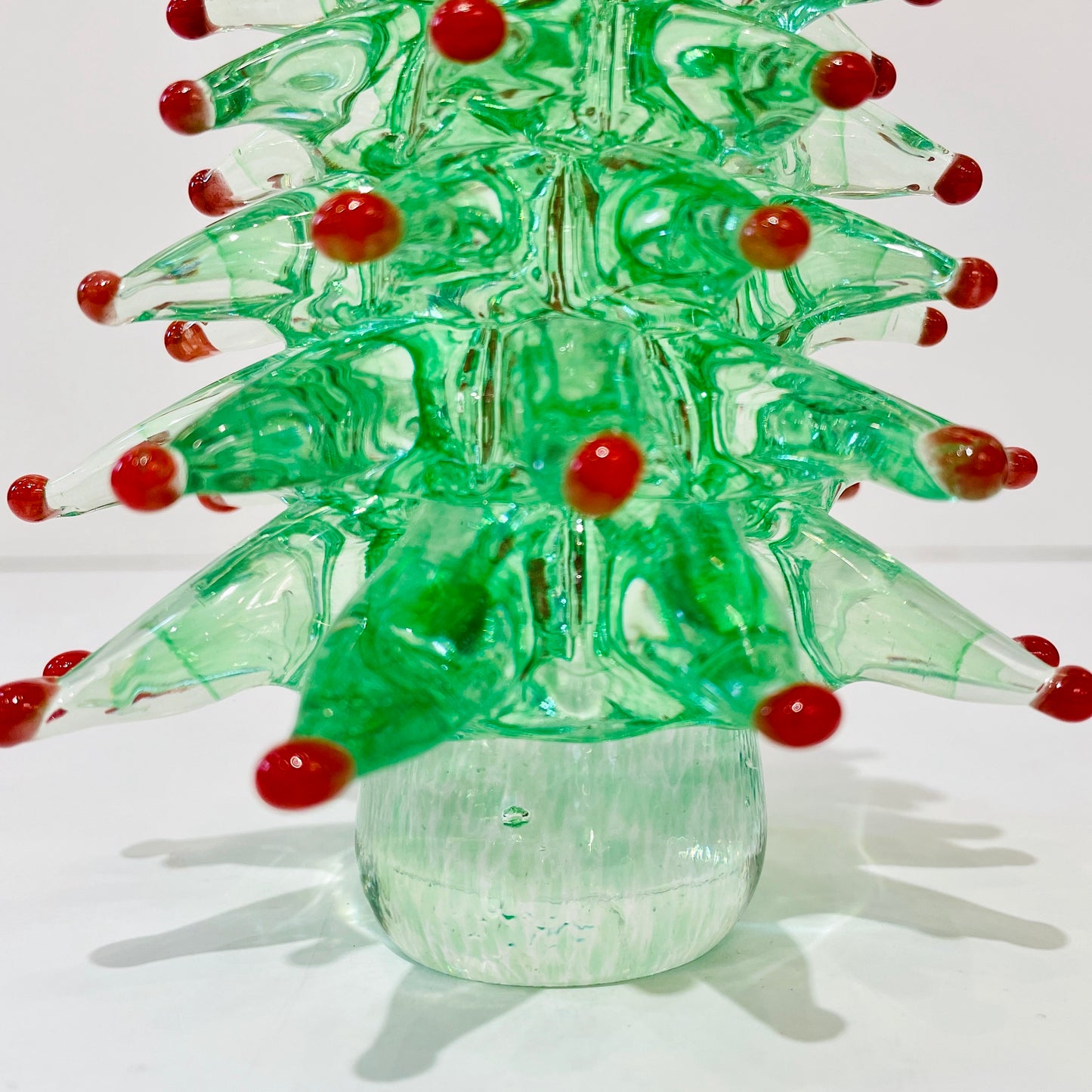 Contemporary Italian Emerald Green Red Murano Glass Christmas Tree Sculpture
