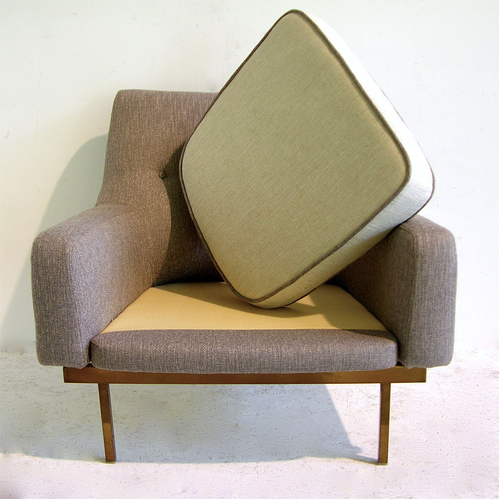 Arflex 1970s Italian Brass and Two-Tone Ivory Cream and Gray Cozy Armchair - Cosulich Interiors & Antiques