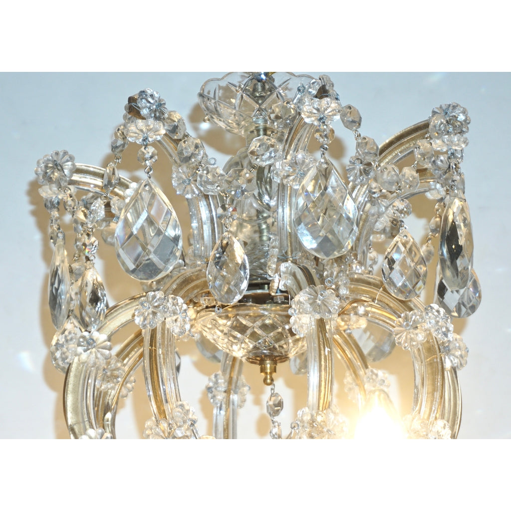 1940s Italian Antique Regency Revival Crystal 12-Light Gilded Chandelier