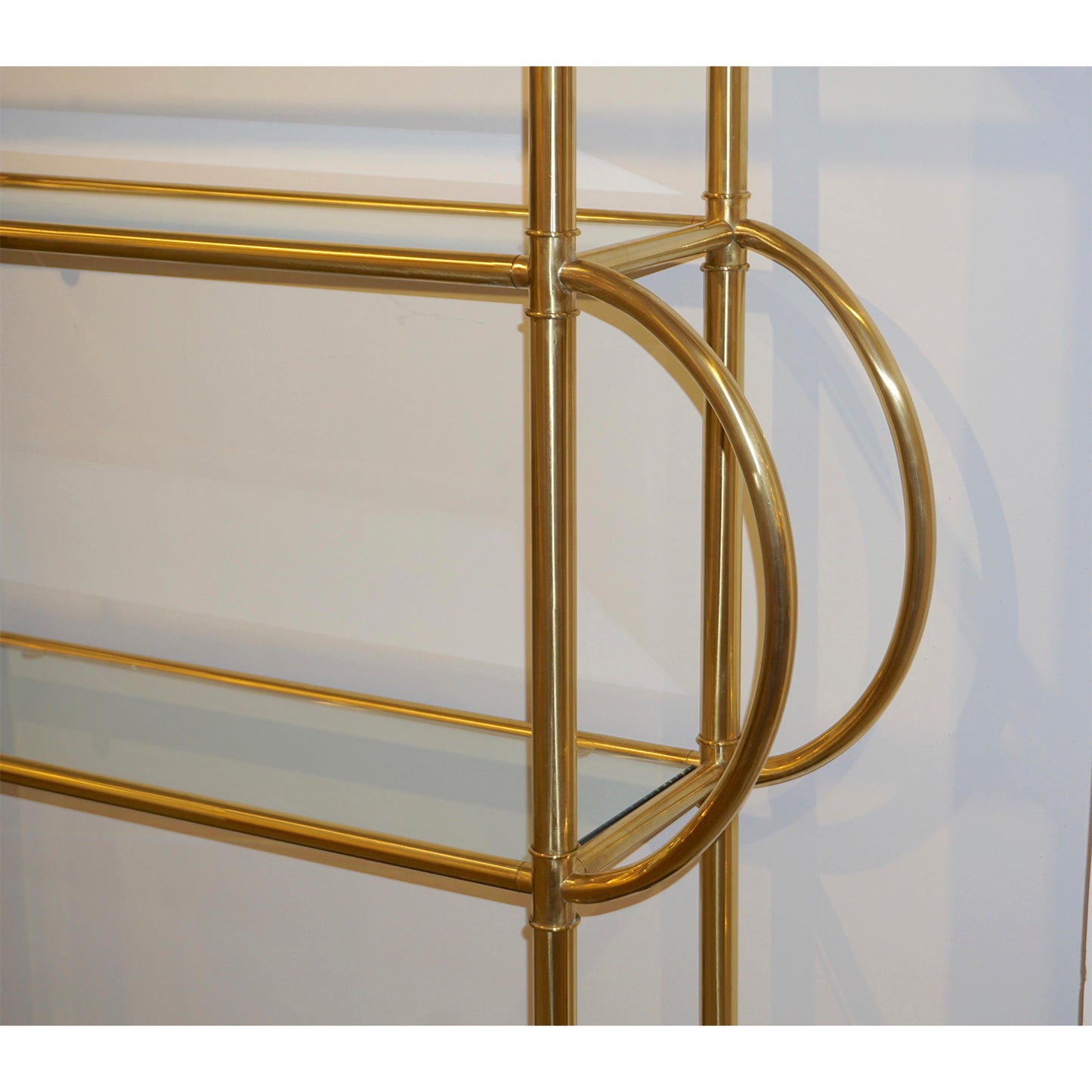 Italian Modern Gold Brass Tubular Shelving Unit Étagère on Black Lacquered Base