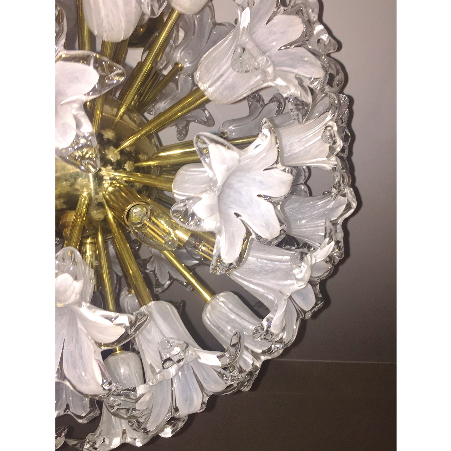Contemporary Italian White Murano Glass and Brass Sputnik Bud Flower Chandelier