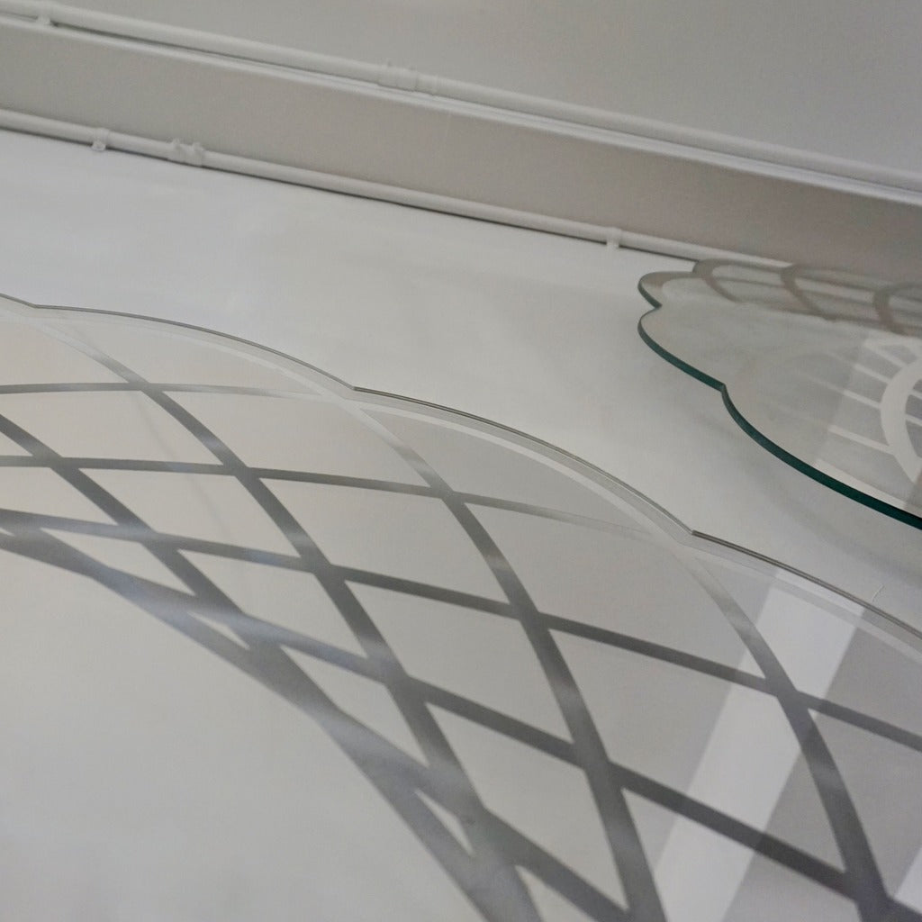 Contemporary Italian Organic Modern Lace Decor Scalloped Round Mirror with Light